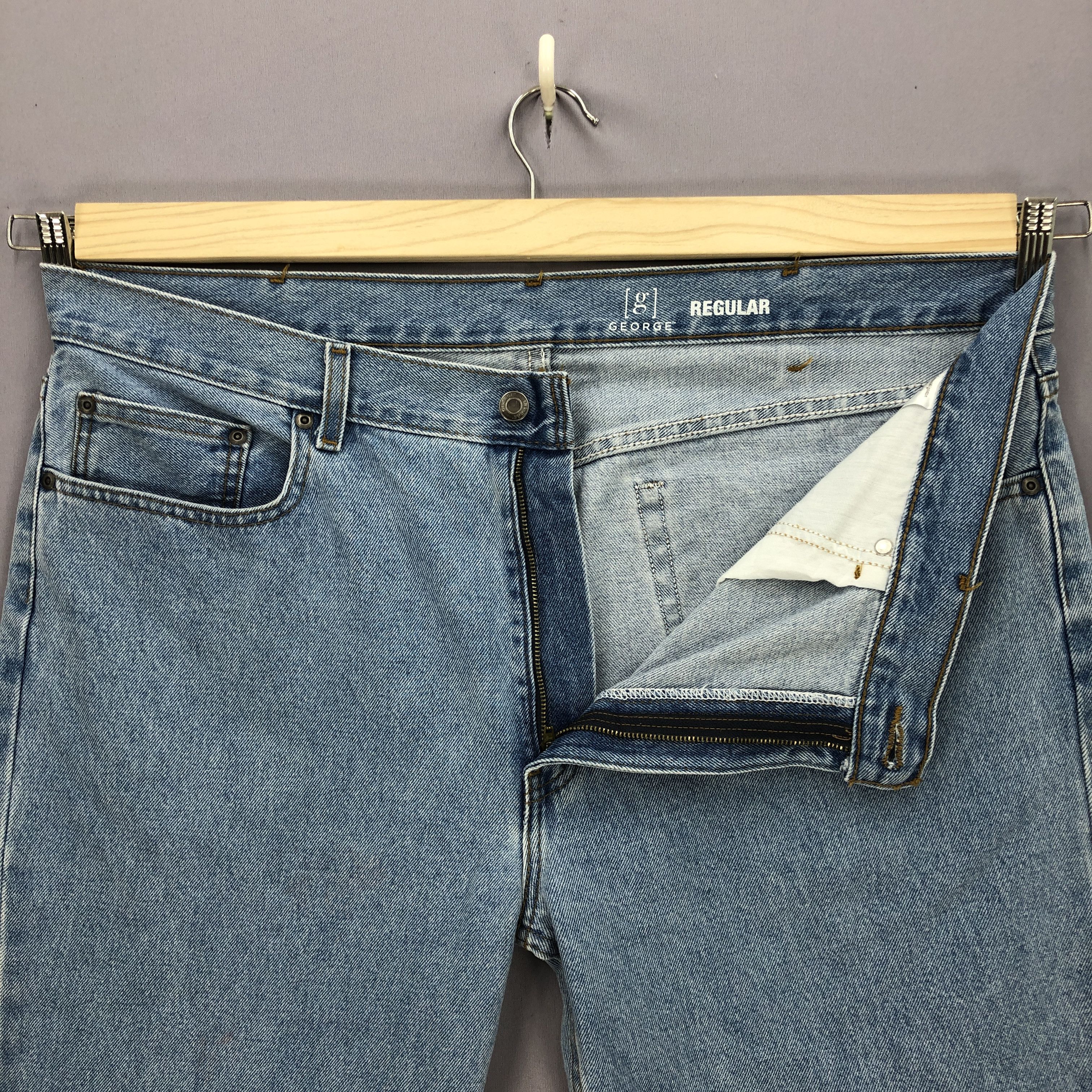 Japanese Brand Vintage 90s George Light Wash Jeans Sun Faded Denim Size US 40 / EU 56 - 5 Thumbnail