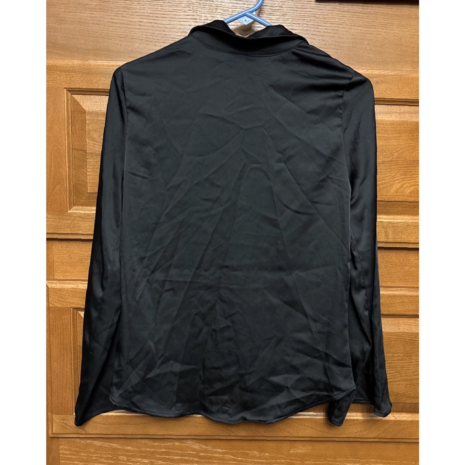 Vintage A New Day Shirt Womens S Black Tie-front V-Neck Long Sleeve Satin Blouse NWT Size S / US 4 / IT 40 - 2 Thumbnail