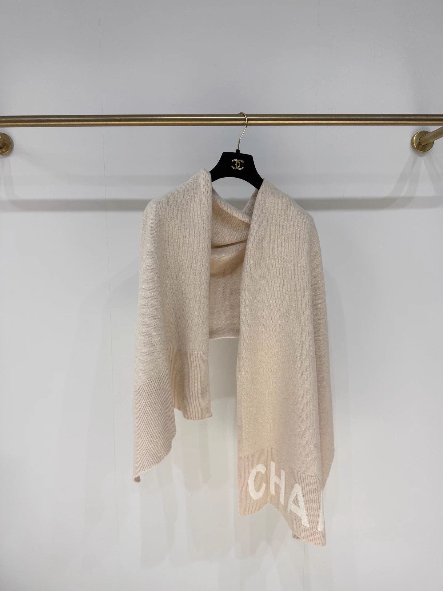 Chanel Chanel 25C 100% Cashmere Beige Logo Scarf Stole NWT Size ONE SIZE - 4 Thumbnail