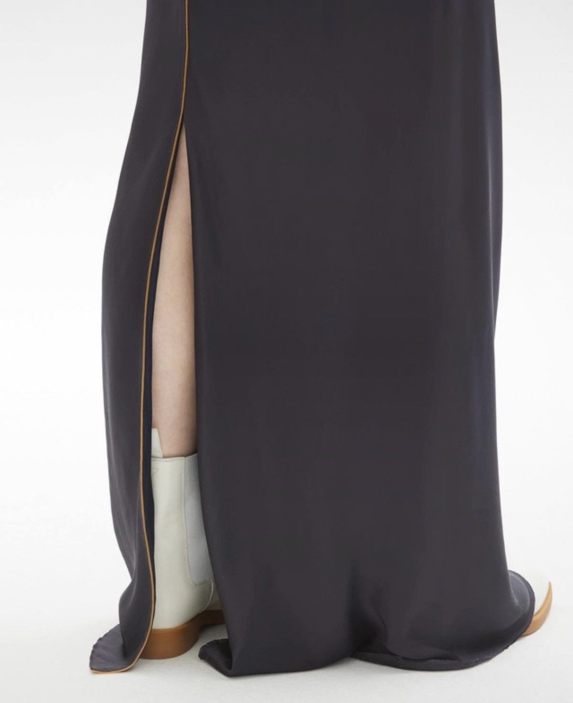 Helmut Lang Helmut Lang dark resin satin slip skirt 840 Size 28" / US 6 / IT 42 - 2 Thumbnail