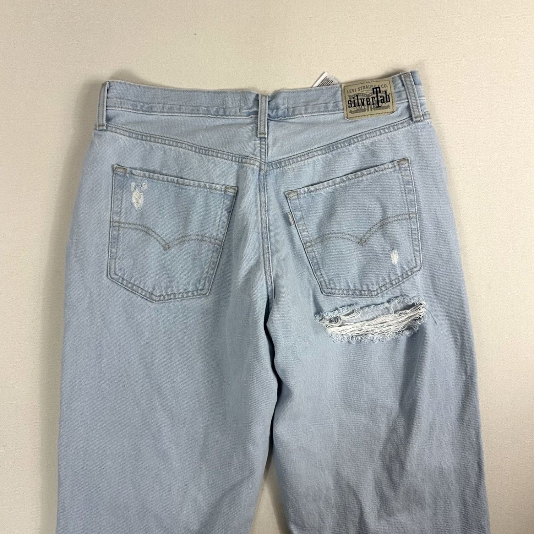 Levi's Levi's SilverTab '94 Baggy Skater Jeans Mens 32x30 Light Distressed 100% Cotton Blue Denim Shirt? Size US 32 / EU 48 - 6 Thumbnail
