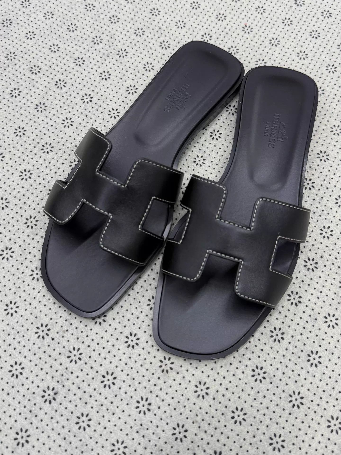 Hermes Hermes Classic H Black Slide 36.5 New With Box Size US 6 / IT 36 - 3 Thumbnail