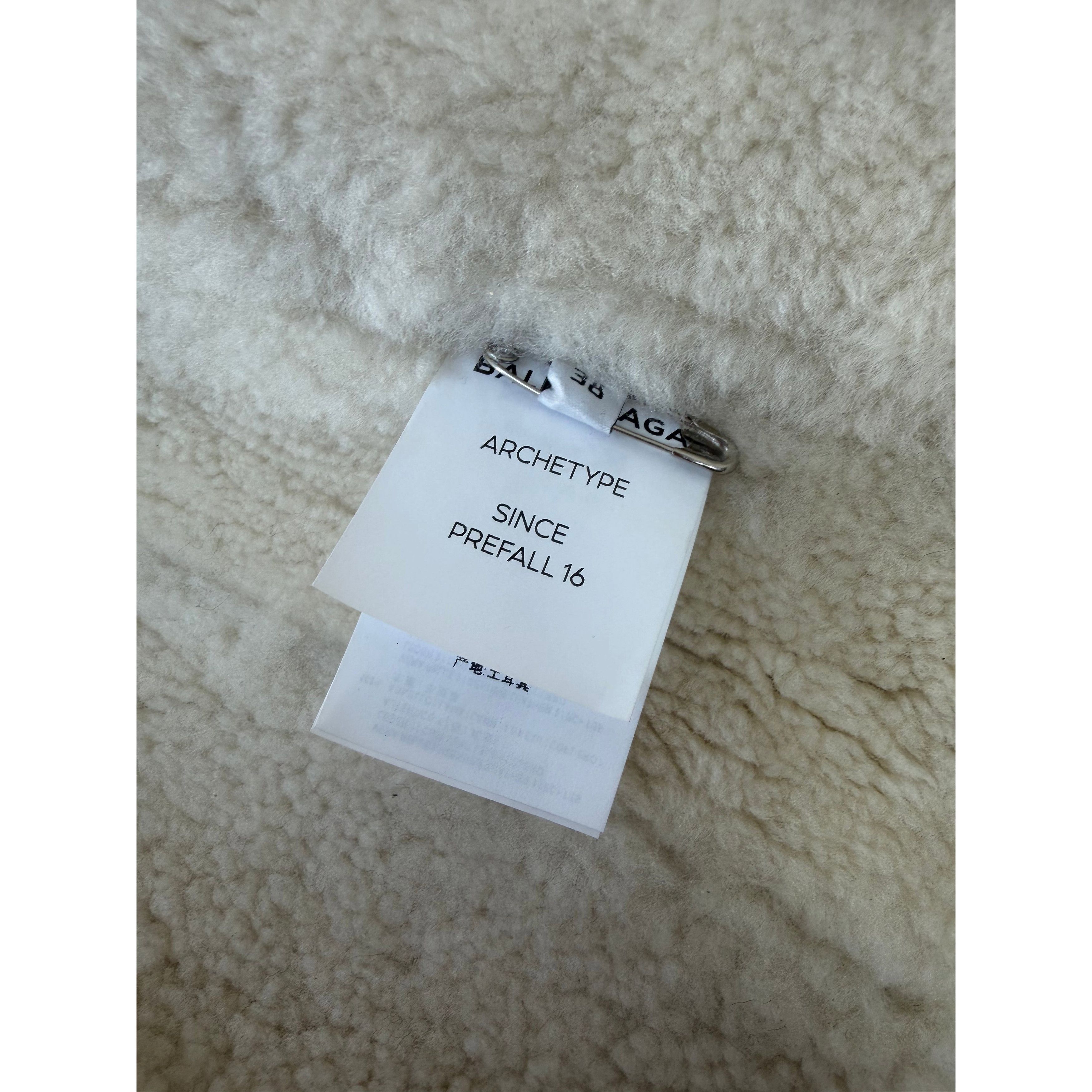 Balenciaga Balenciaga "Le Bombardier" Oversized Shearling Jacket 36 (M) Size US M / EU 48-50 / 2 - 7 Thumbnail