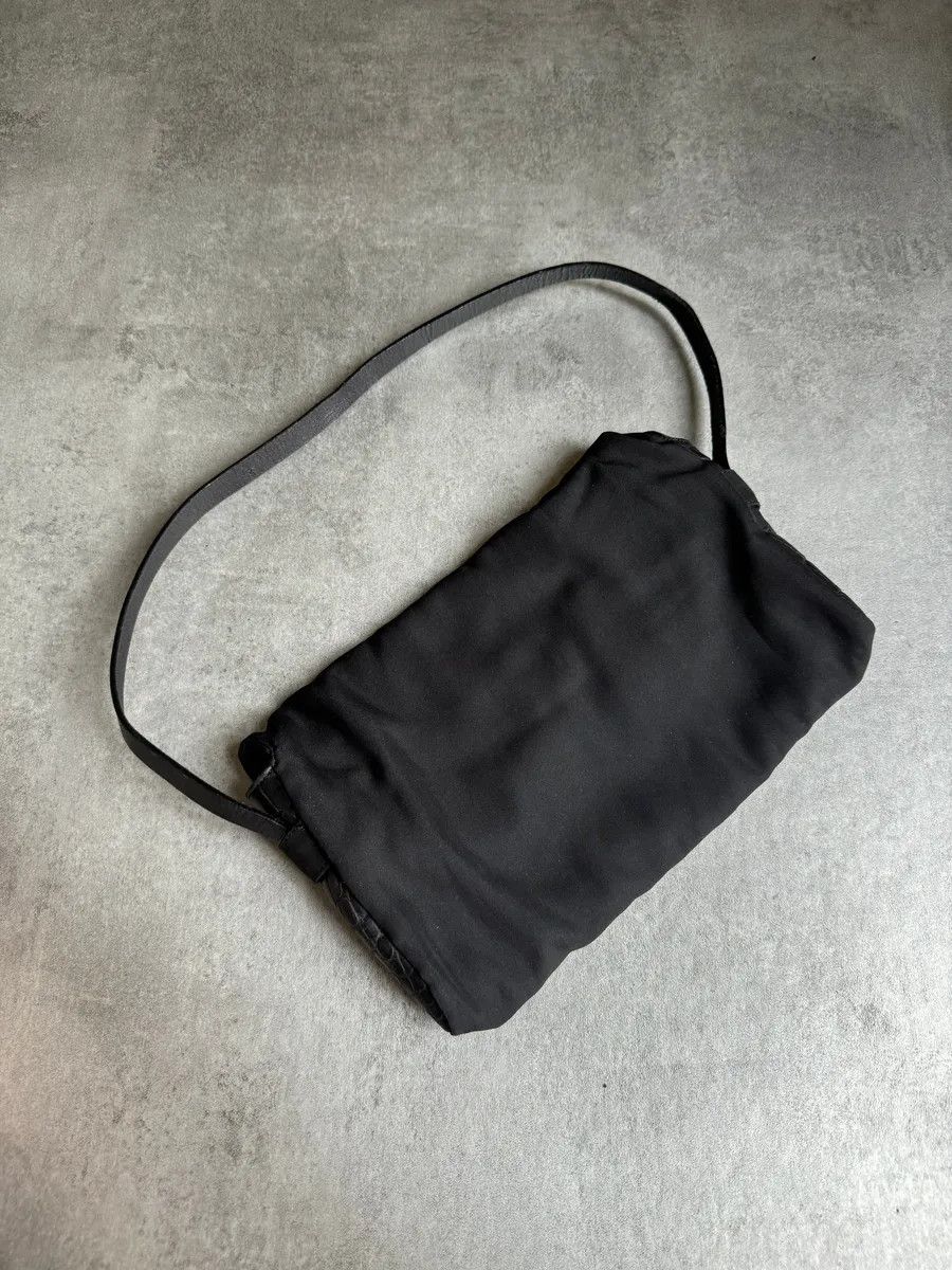 Fendi 2000s Fendi Black Modern Shoulder Bag Size ONE SIZE - 6 Thumbnail