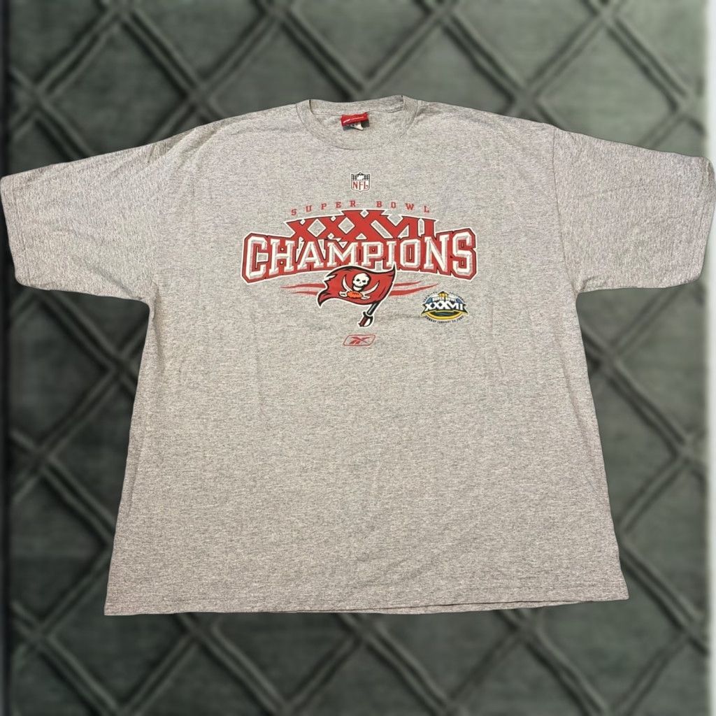 NFL VINTAGE Tampa Bay Buccaneers Super Bowl XXXVII Champs 2003 NFL T-Shirt 2XL Reebok Mens Gray Size US XXL / EU 58 / 5 - 1 Thumbnail