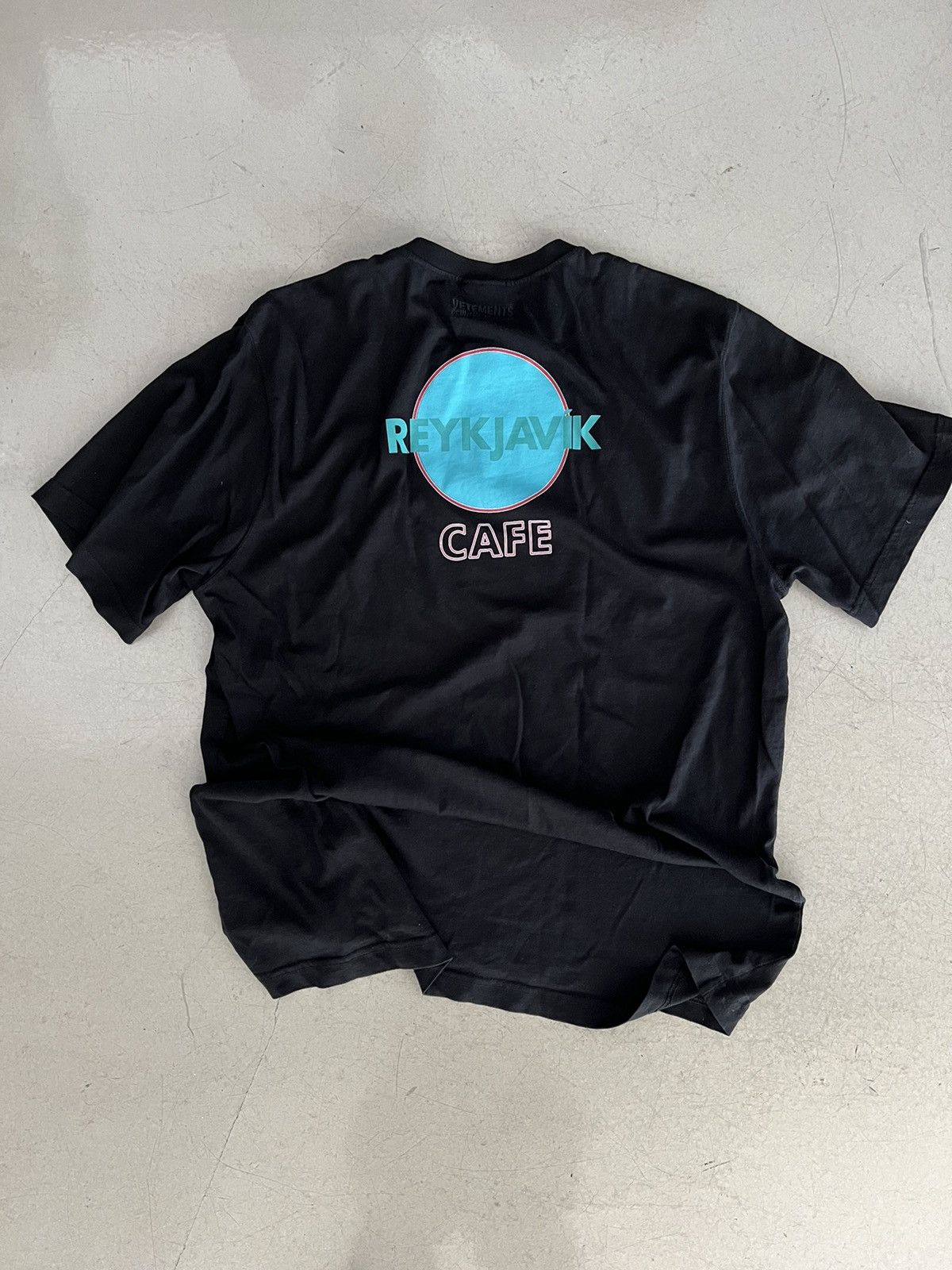 Vetements Vetements ‘CAFE TOKYO’ Tee Size US M / EU 48-50 / 2 - 3 Thumbnail