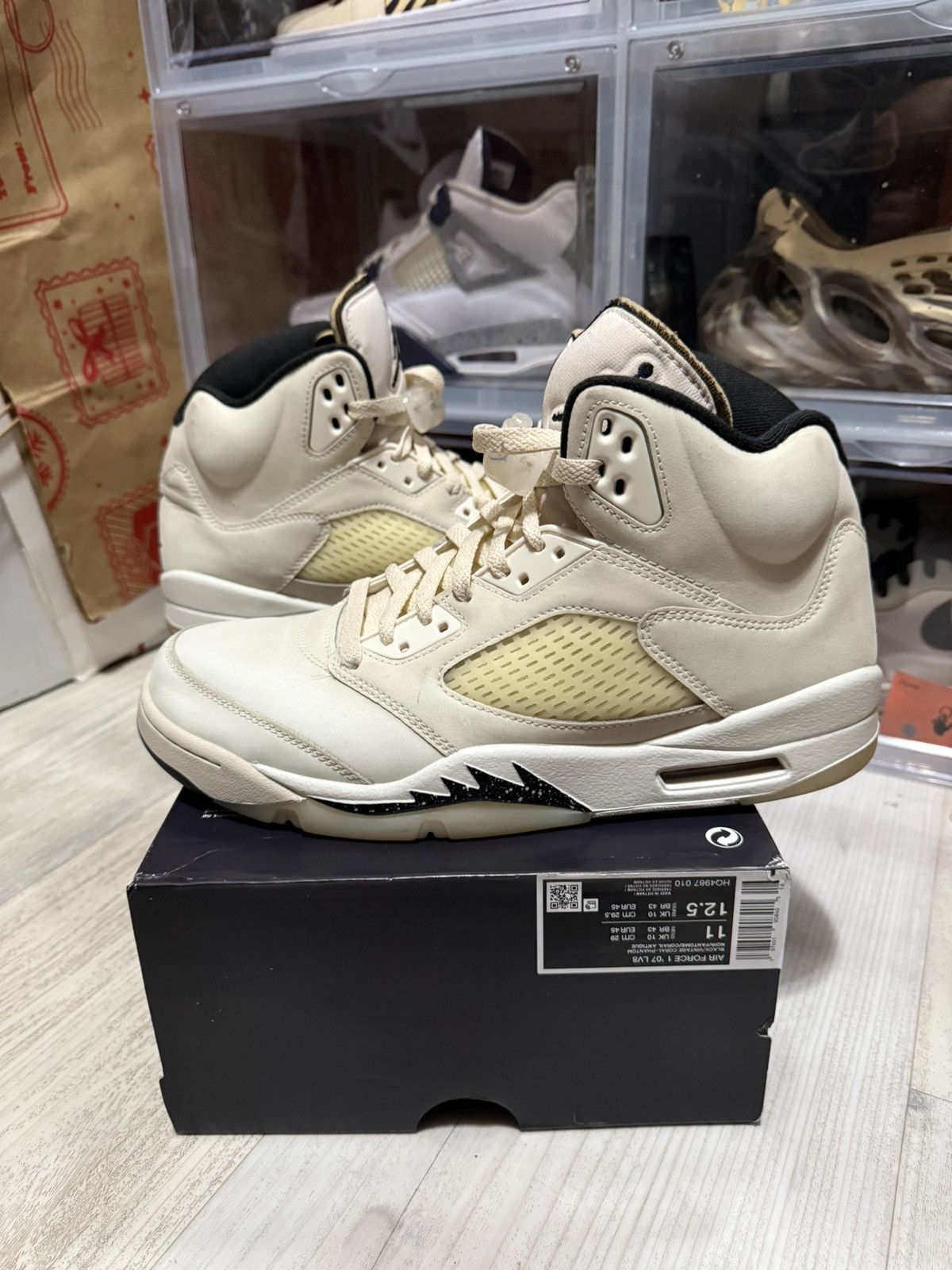 Jordan Brand Air Jordan 5 Retro SE Sail Size US 10.5 / EU 43-44 - 1 Thumbnail