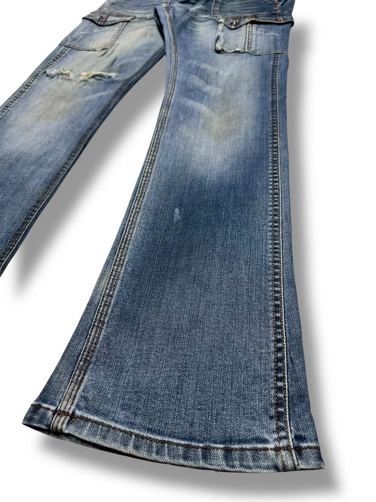 Nicole Club Hideaways Nicole Club Distressed BOOTCUT Multipocket Cargo Size US 32 / EU 48 - 16 Thumbnail