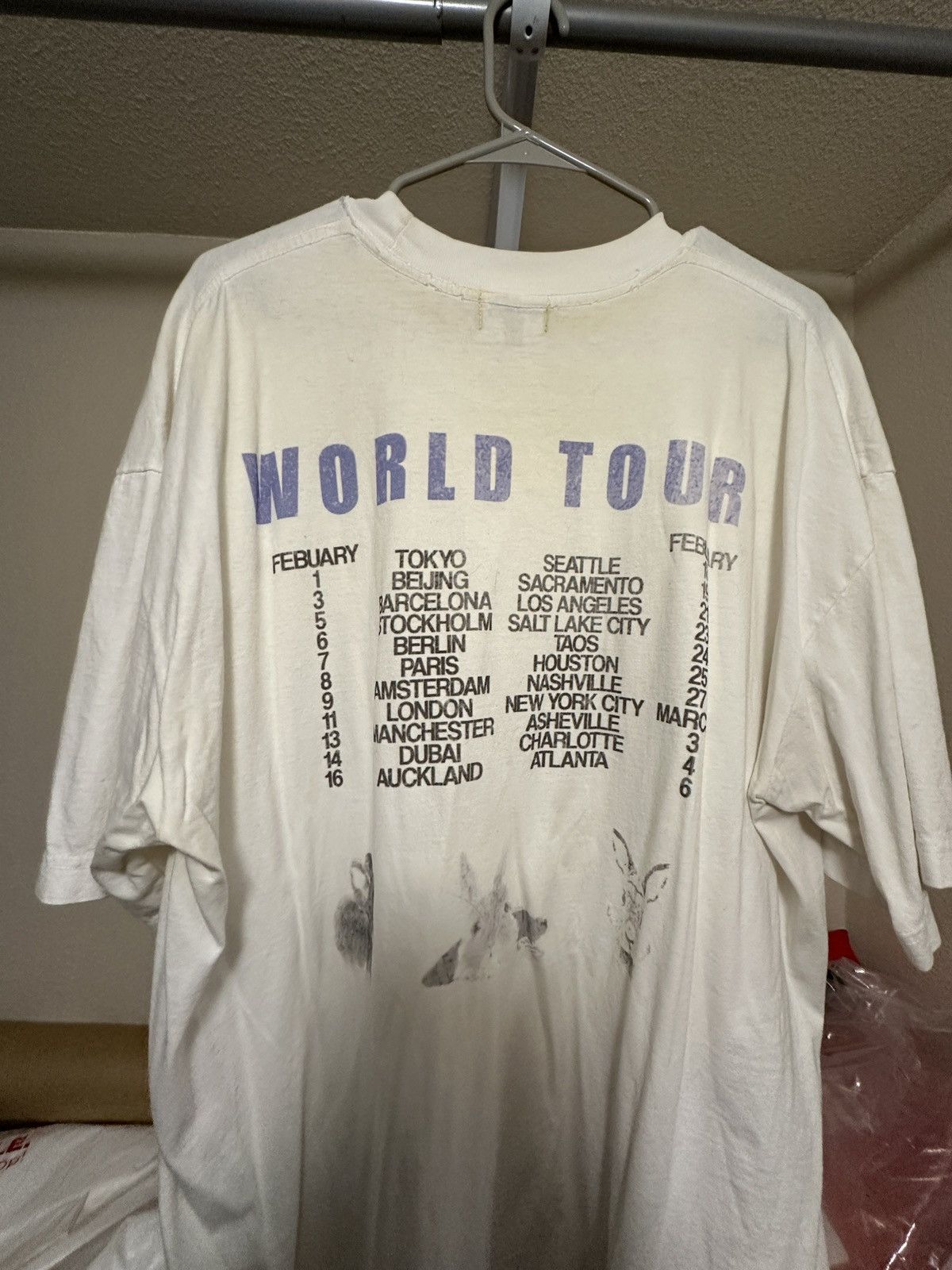 Other 51085 Animal Farm tour tee Size US XL / EU 56 / 4 - 2 Thumbnail