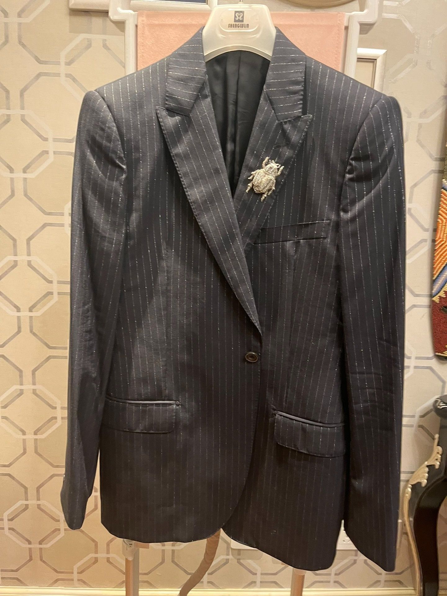 Alexander McQueen Alexander McQueen Silver Thread Beetle Brooch Suit Size US M / EU 48-50 / 2 - 7 Thumbnail