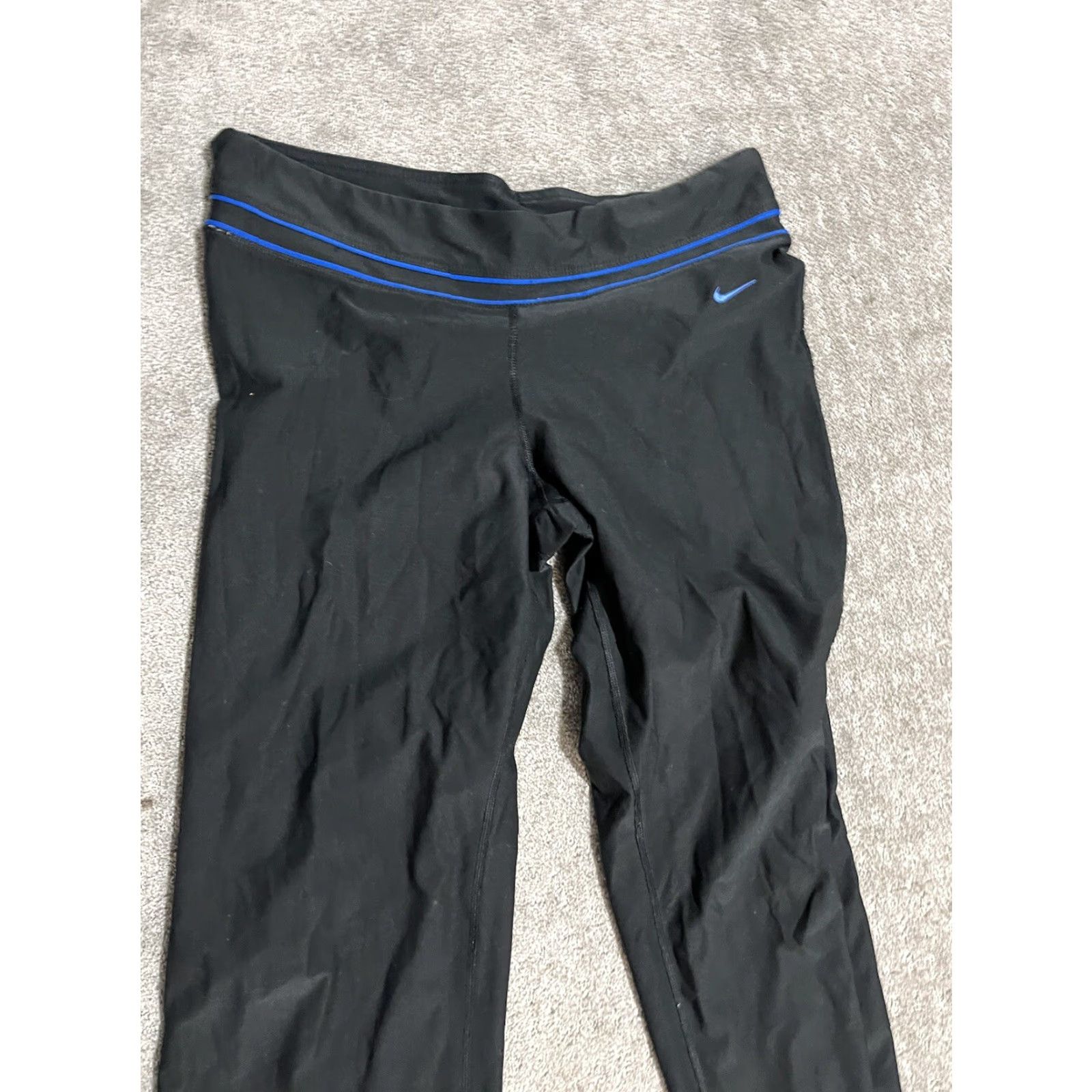 Nike Nike Joggers Women’s Medium Black Wide Leg Polyester Size 32" / US 10 / IT 46 - 2 Thumbnail