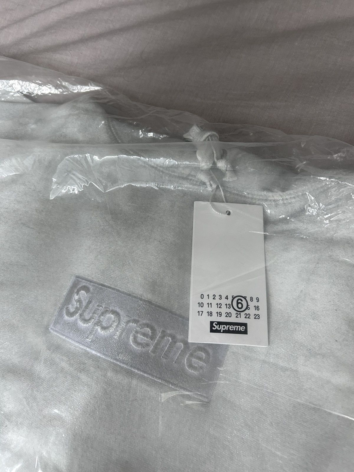Maison Margiela × Supreme Supreme MM6 Maison Margiela White