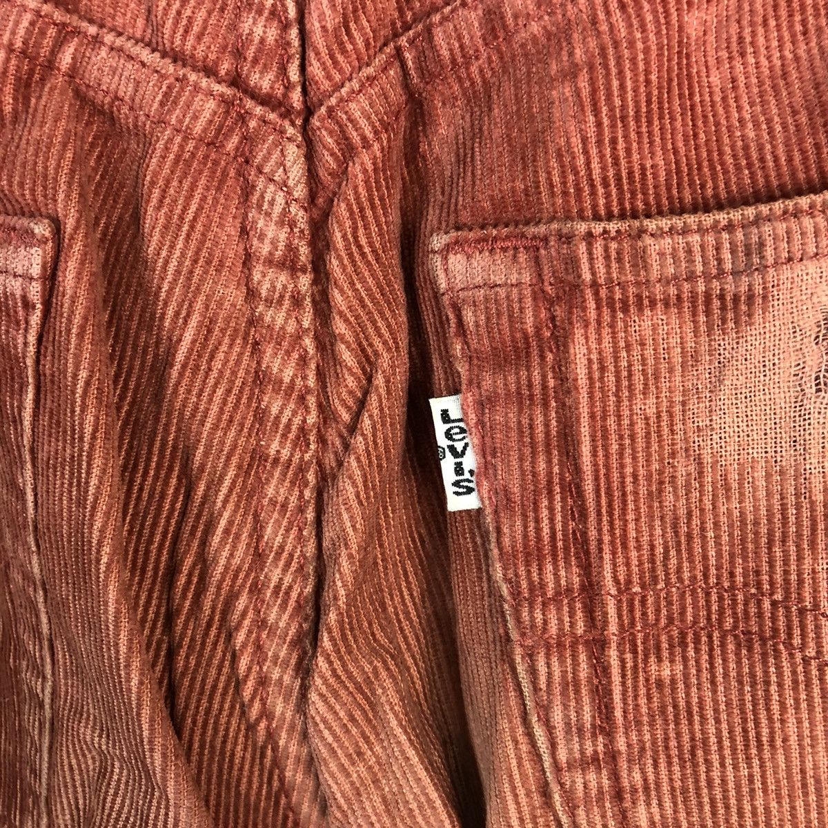 Levi's DL Levis 557 Red Corduroy vintage Pants #C101 Size US 27 - 17 Thumbnail