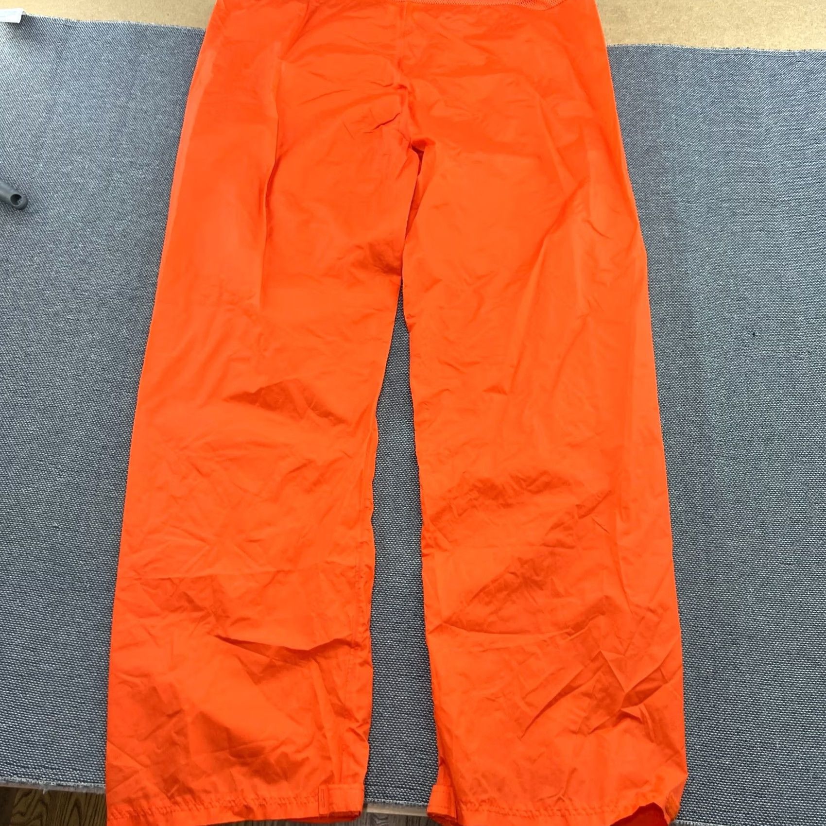 Helly Hansen Helly Hansen Waterproof Rain Over Pants Mens M Orange Rain Pants Mens Regular Color Orange Waterproof Sports Outdoor 90s? Size US 31 - 3 Thumbnail