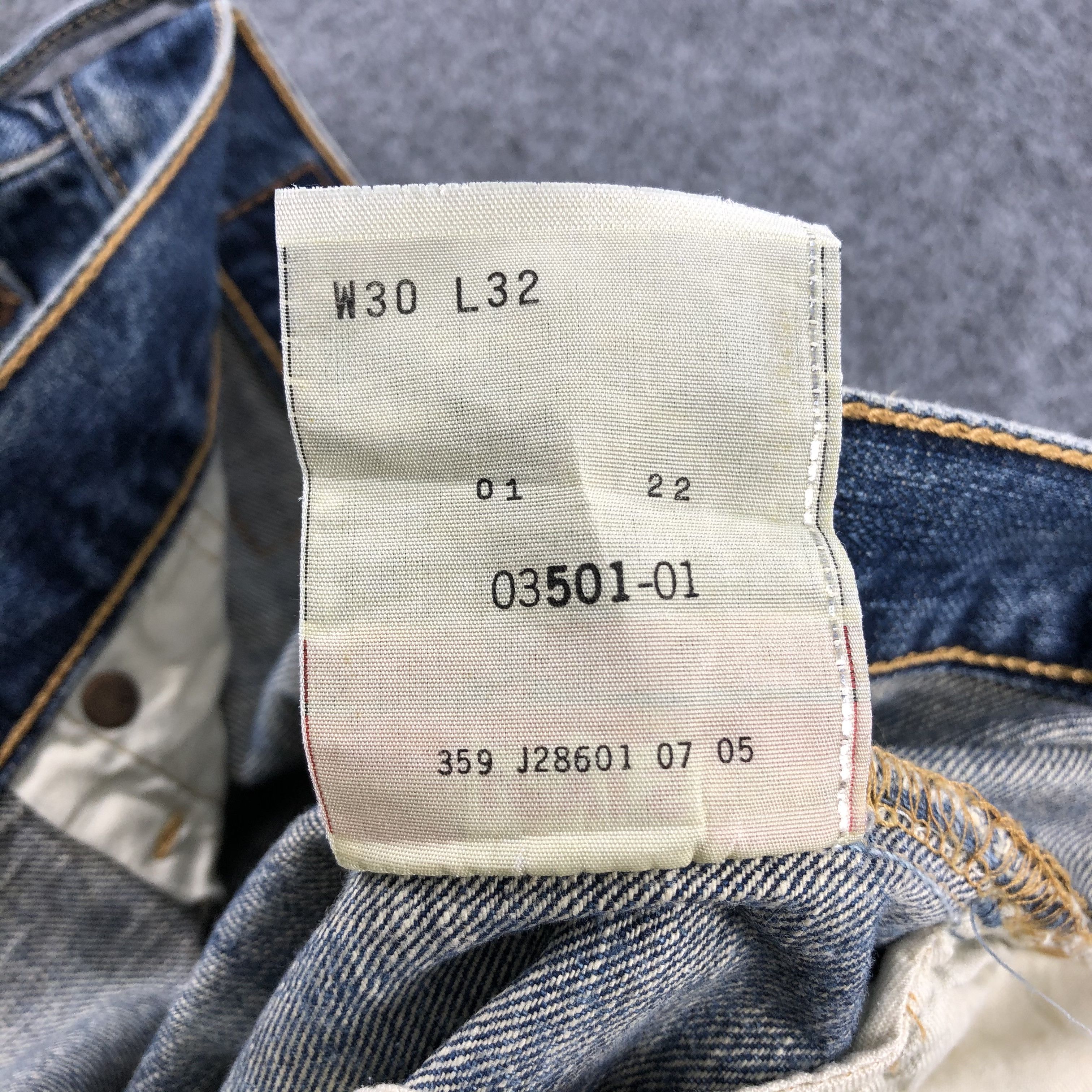 Levi's Vintage 90s Blue Wash Levis 501 Jeans-JM1399 Size US 32 / EU 48 - 11 Thumbnail