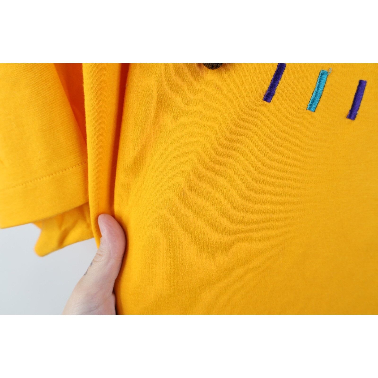 Vintage Vintage 90s Streetwear Abstract Beaded Baggy T-Shirt Fit S Size XL / US 12-14 / IT 48-50 - 8 Thumbnail