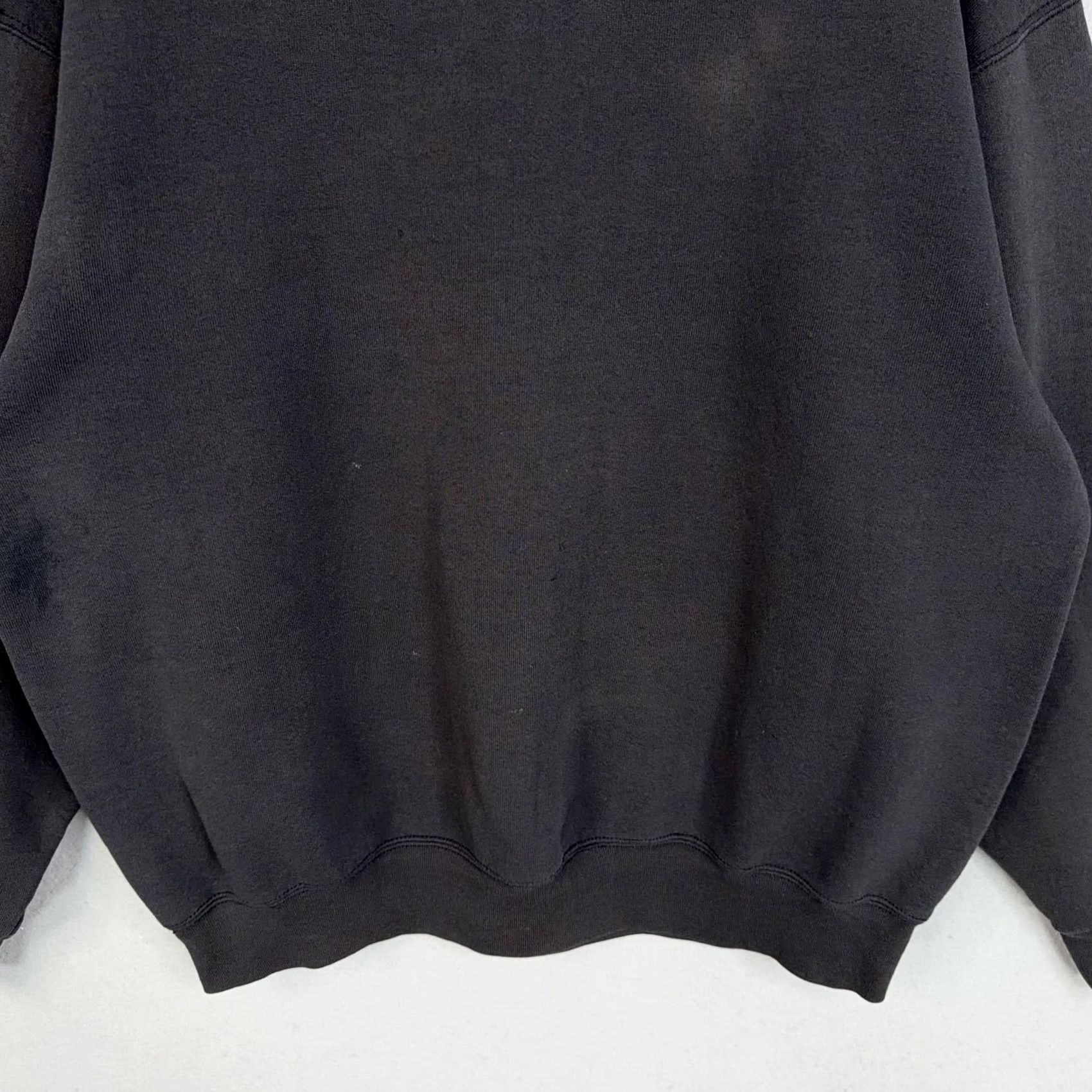 Vintage VINTAGE BVD Sweatshirt Mens 2XL Black Crewneck Pullover Fleece Blank Grunge Classic 90s Men Womens? Size US XXL / EU 58 / 5 - 3 Thumbnail