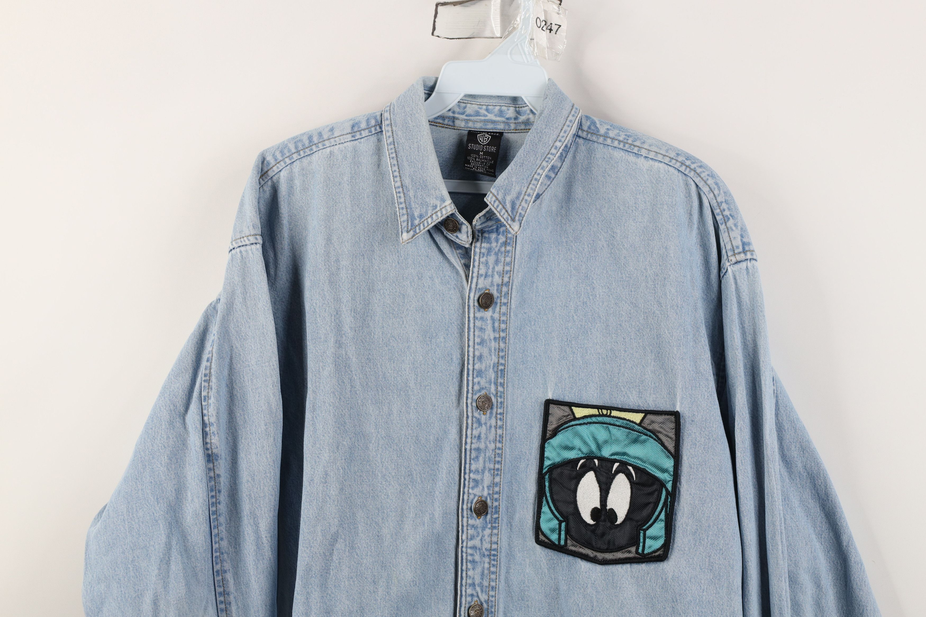 Vintage Vintage 90s Looney Tunes Alien Marvin the Martian Shirt Size US M / EU 48-50 / 2 - 2 Thumbnail