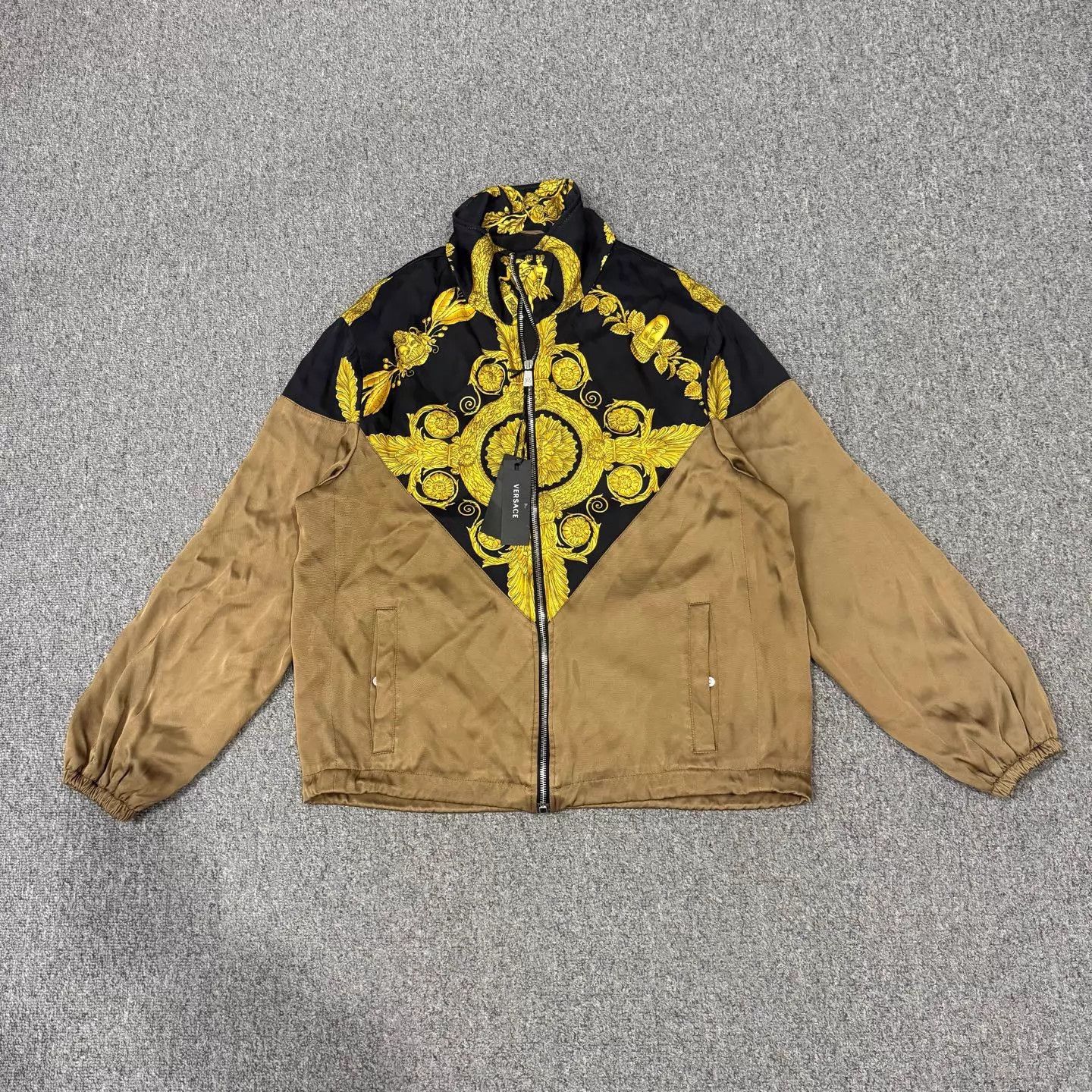 Versace Versace Baroque Khaki Unused 44 Jacket Size US S / EU 44-46 / 1 - 1 Thumbnail