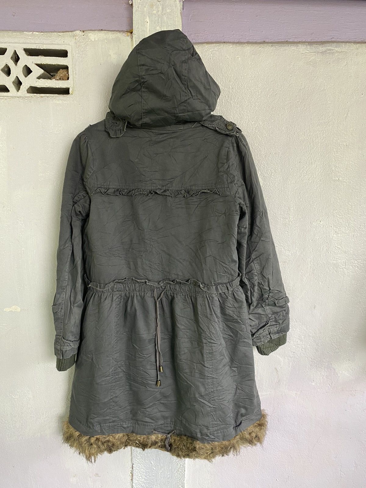 Axist Axes Femme Long Coat Fur With Hoodie Size US M / EU 48-50 / 2 - 2 Thumbnail