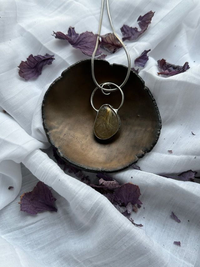 Other "Golden Threads" – Rutilated Quartz Necklace by Řezaninova Size ONE SIZE - 7 Thumbnail