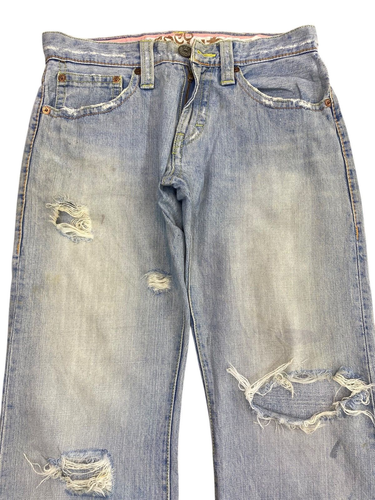 Japanese Brand Japanese Brand Acid Blue Wash Style Distressed Jeans Size US 32 / EU 48 - 2 Thumbnail