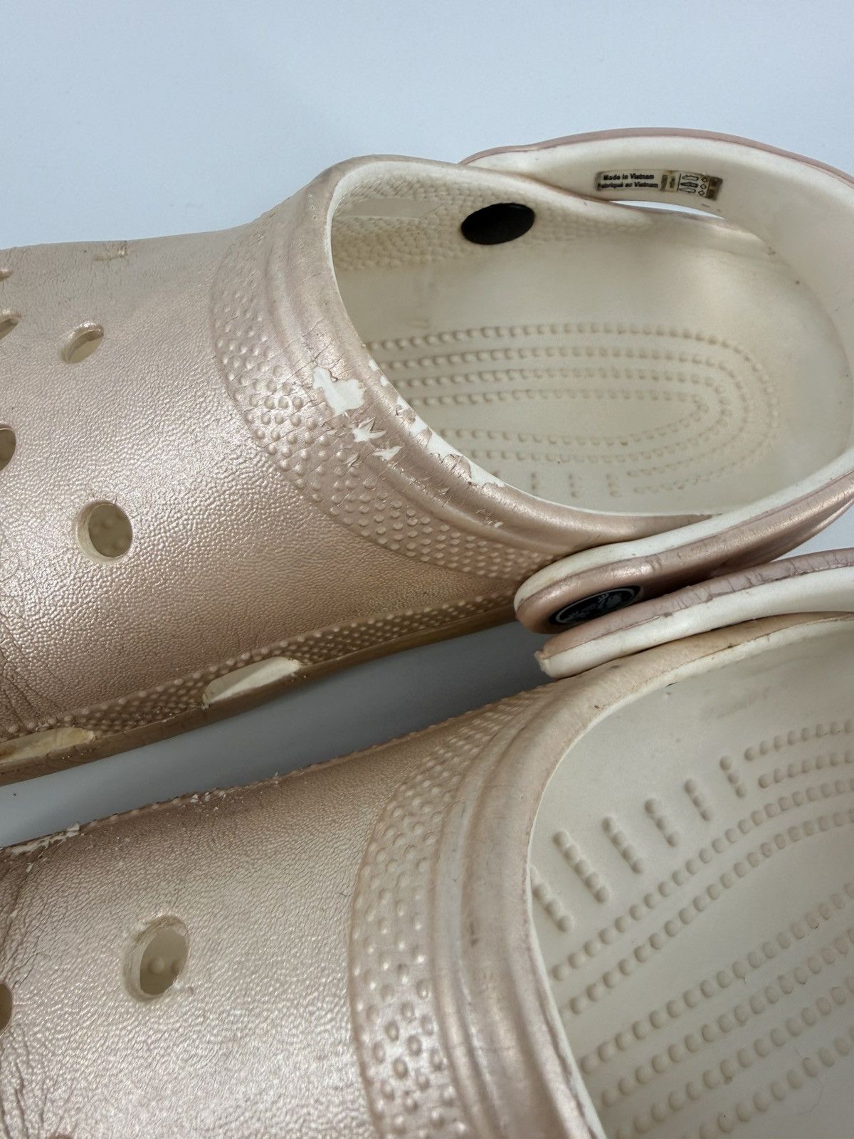 Crocs Crocs Classic Shimmer Clogs Shoes Men’s Size 5 Women Size 7 Size US 7 / IT 37 - 7 Thumbnail