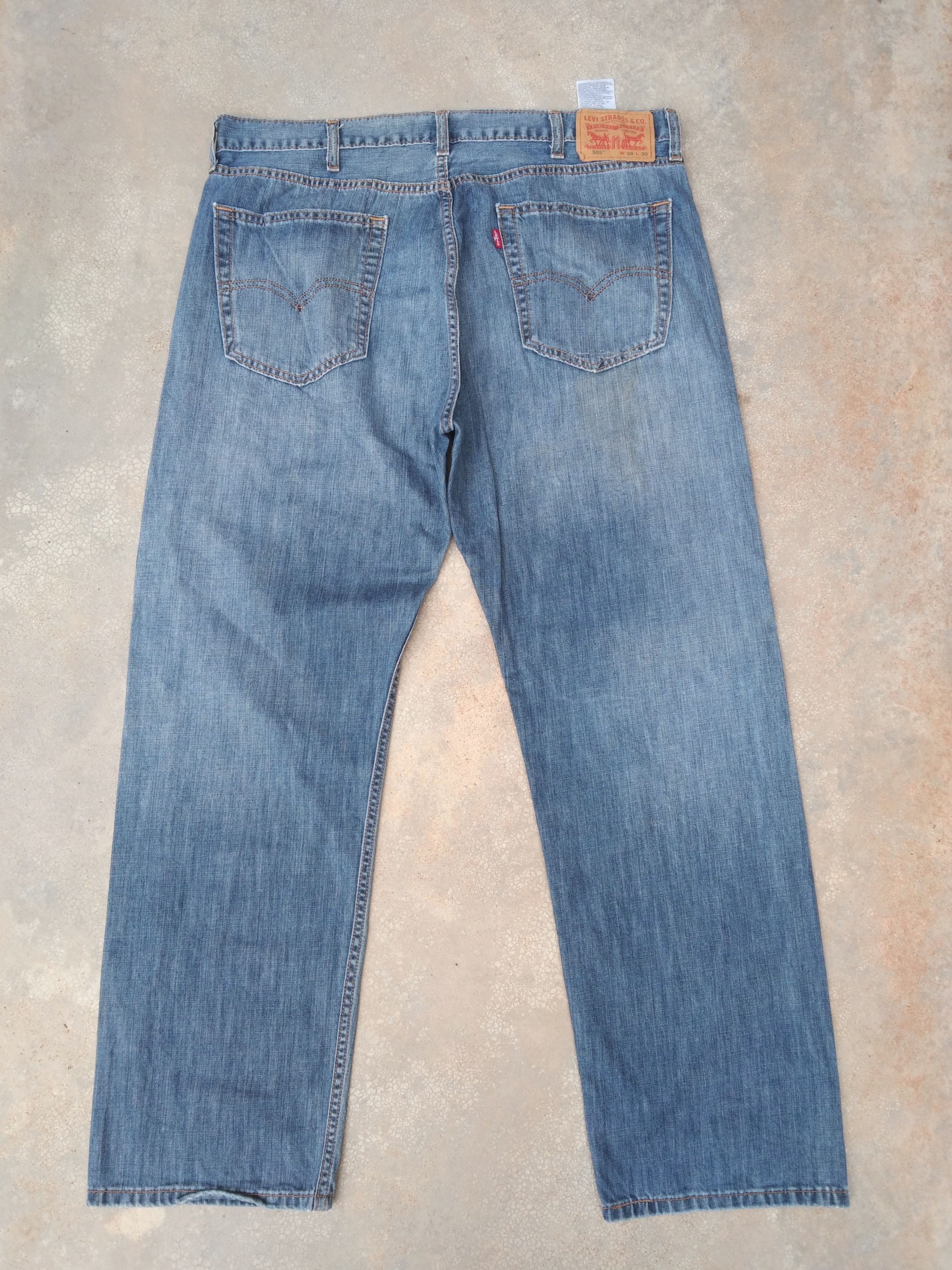 Levi's Vintage Levi's Jeans 505 Faded Blue Denim 38x30 Size US 38 / EU 54 - 2 Thumbnail