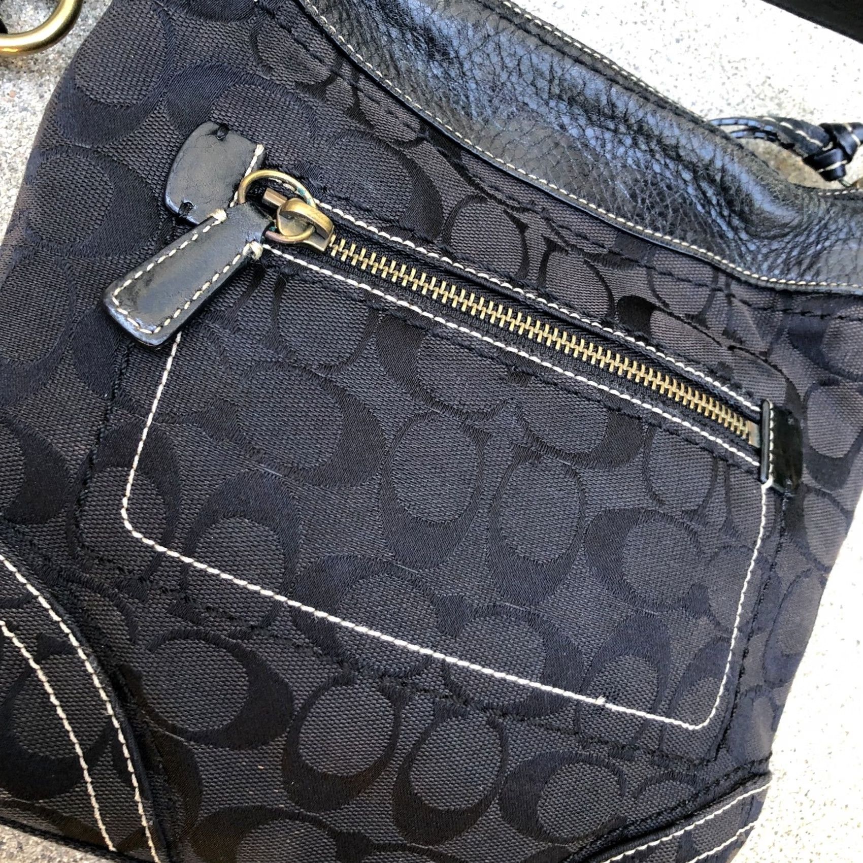 Coach VINTAGE Coach Crossbody Signature Monogram Purse Women's Black Bag G065-10402 Size ONE SIZE - 3 Thumbnail
