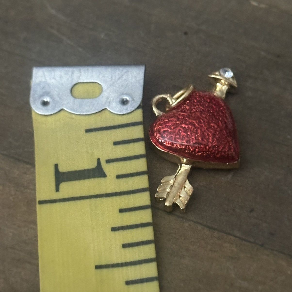 Vintage Vintage red heart and arrow pendant Size ONE SIZE - 2 Thumbnail