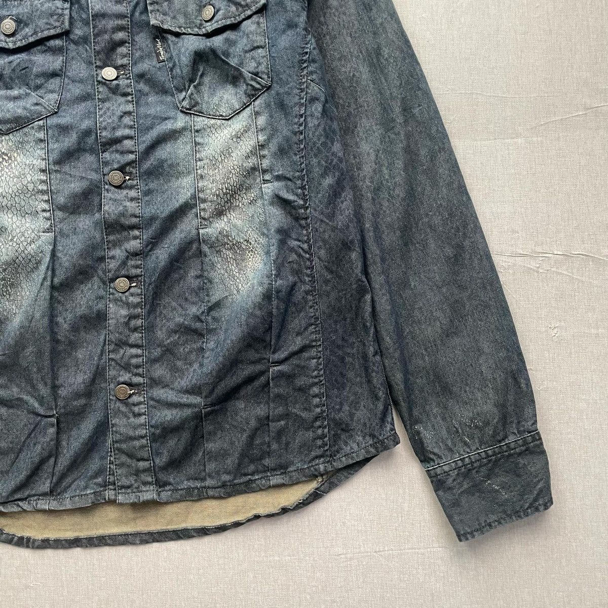 Designer × Japanese Brand × Tornado Mart 2000s Tonardo Mart Snake Skin Western Shirt Size US M / EU 48-50 / 2 - 7 Thumbnail