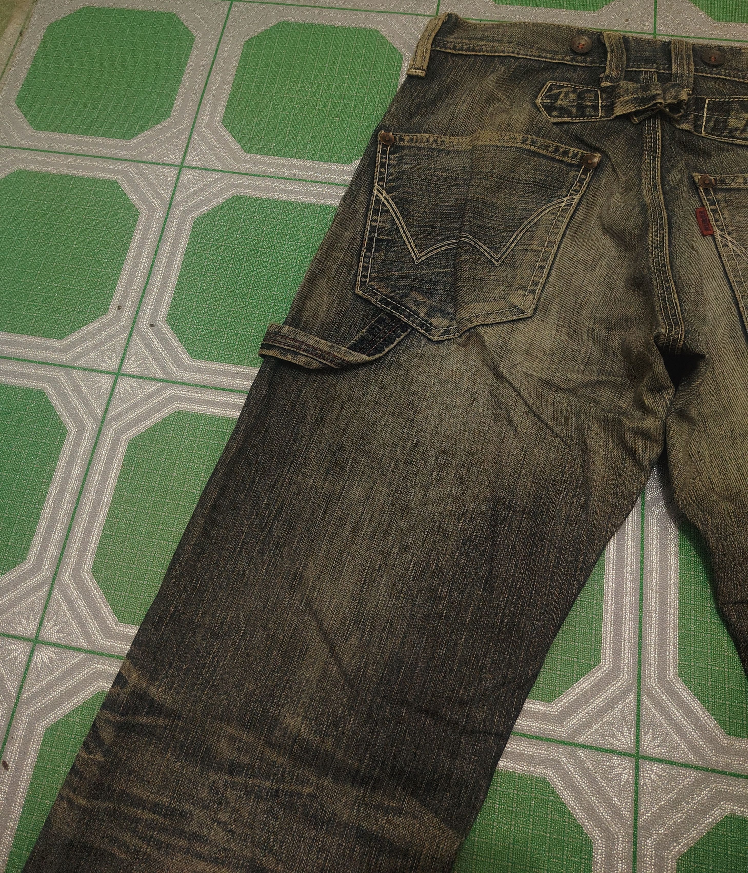 Edwin Japan Edwin Blue Trip Distressed Thrashed Jeans Buckle Back Size US 30 / EU 46 - 19 Thumbnail
