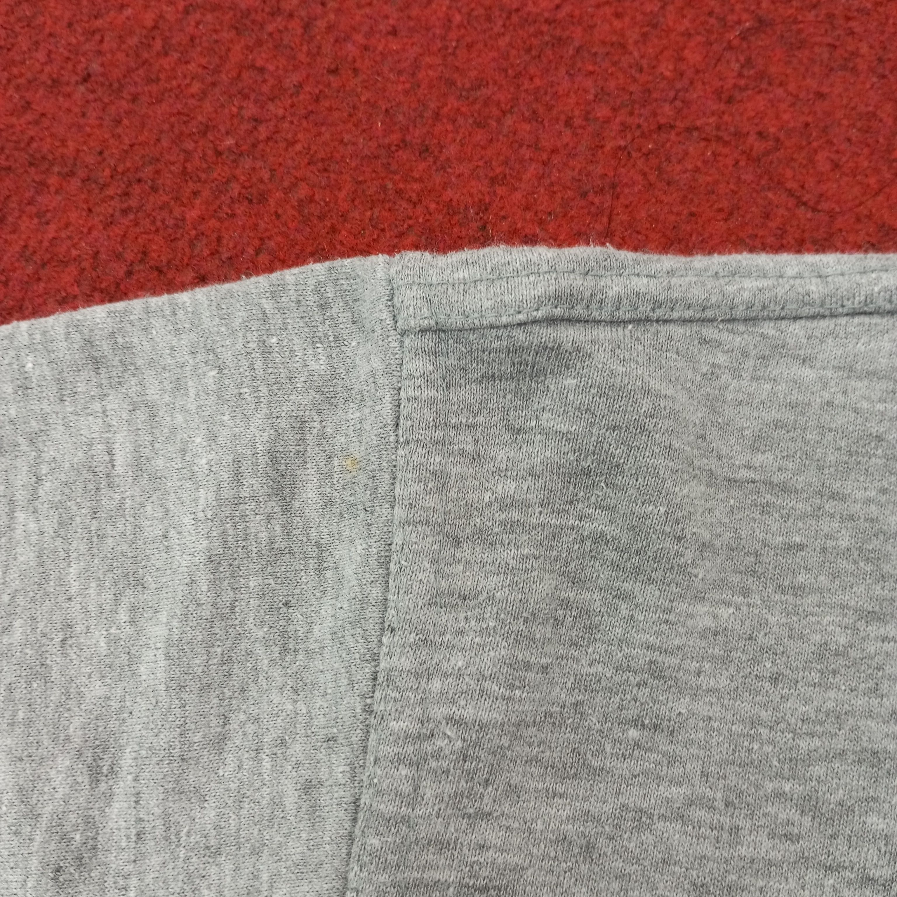 Calvin Klein Calvin Klein Fashion Brand Sweatshirt c251n1 Size US M / EU 48-50 / 2 - 8 Thumbnail