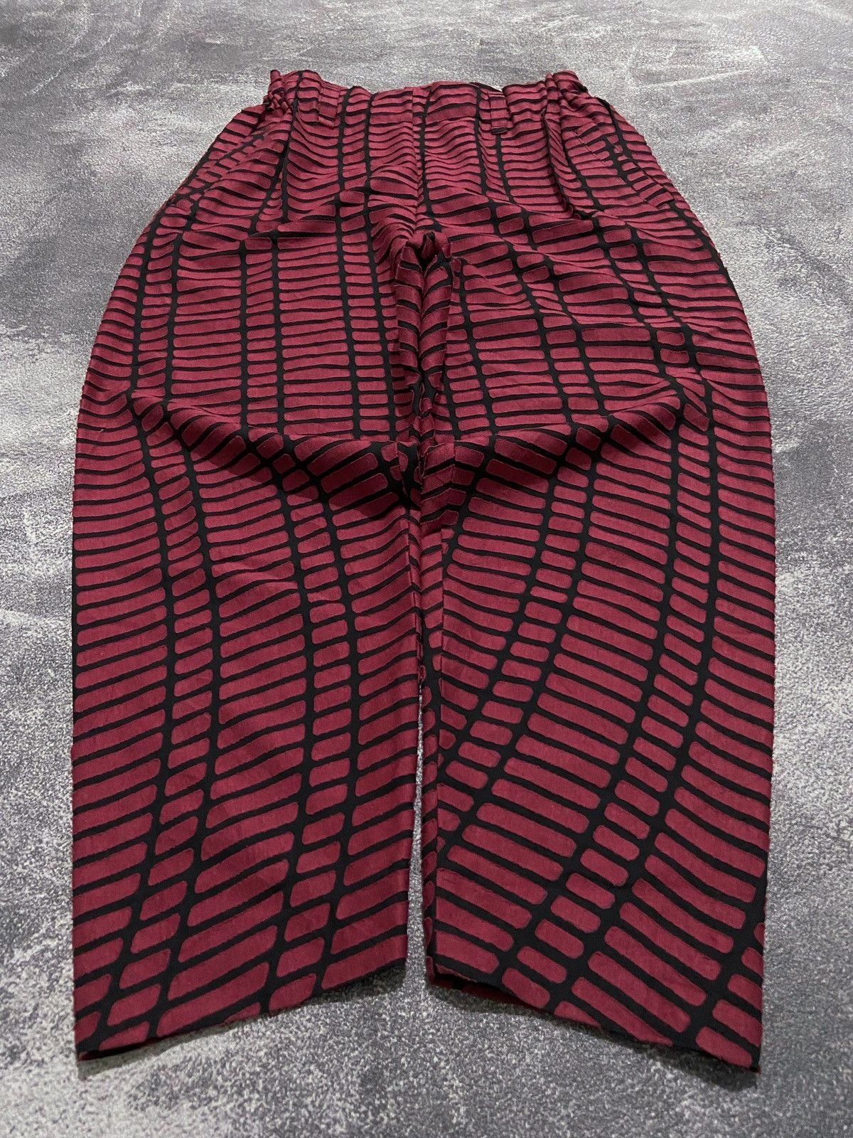Issey Miyake Issey Miyake Pants Size 30" / US 8 / IT 44 - 2 Thumbnail