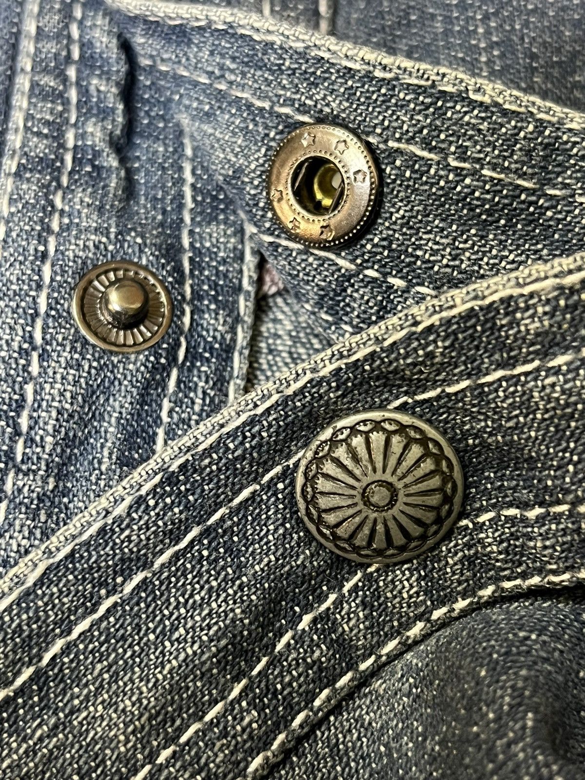 In The Attic SICK🔥IN THE ATTIC VIRGINIA BEACH BUTTON UP DENIM SHIRT Size US M / EU 48-50 / 2 - 13 Thumbnail
