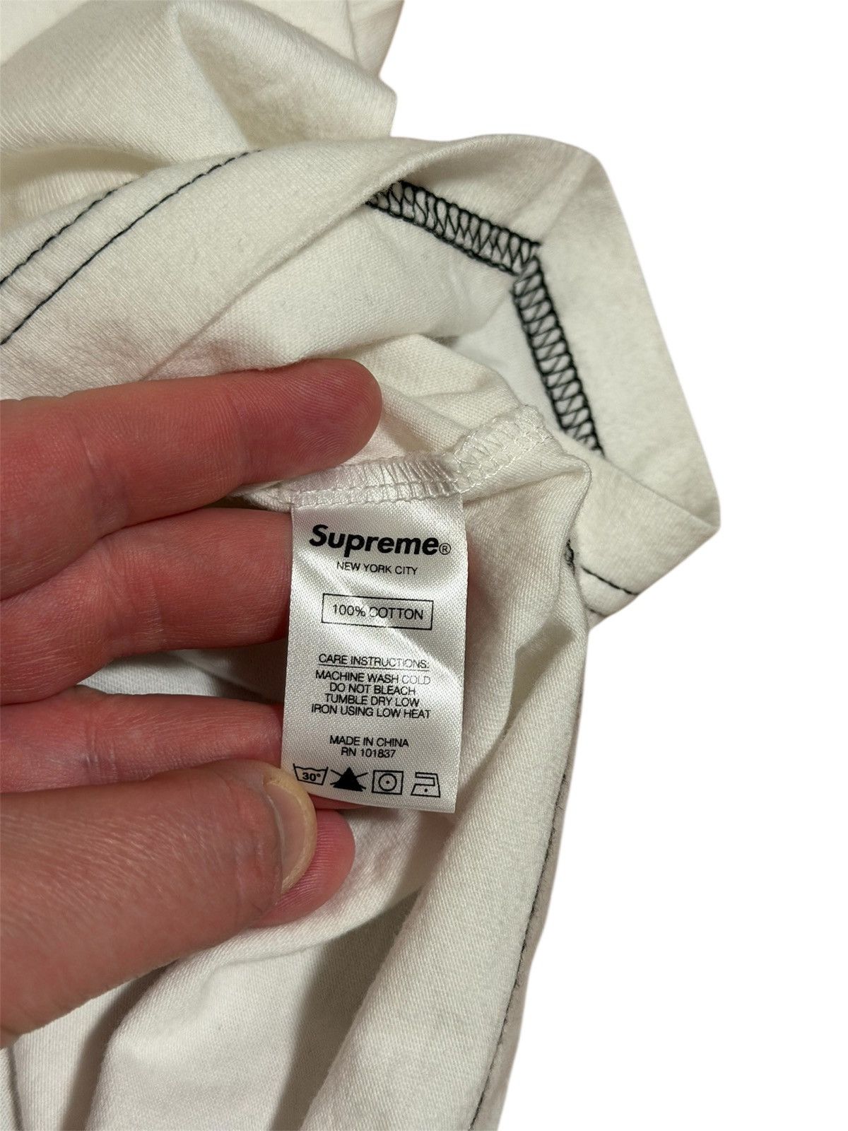 Supreme 🔥Supreme Contrast Stitch Pocket Tee White/Supreme T shirt Size US L / EU 52-54 / 3 - 8 Thumbnail