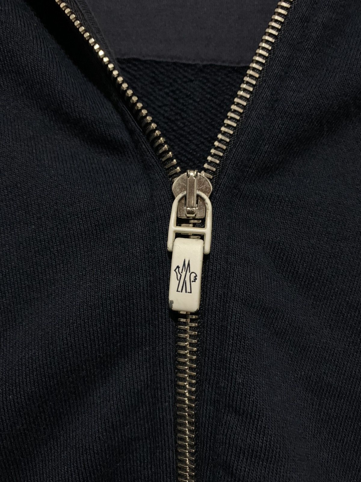 Moncler Jacket Hoodie Moncler Gamme Bleu Vintage Second Original M Size US M / EU 48-50 / 2 - 4 Thumbnail