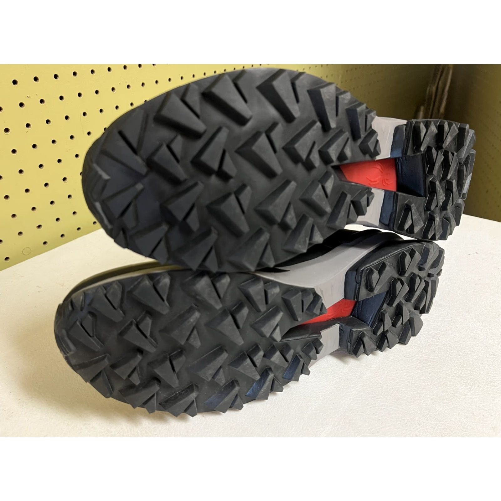 Spyder Spyder Hayes Black Hiking Boots Mens Size 11 Ascent 5 Spydry Without Box Size US 11 / EU 44 - 7 Thumbnail