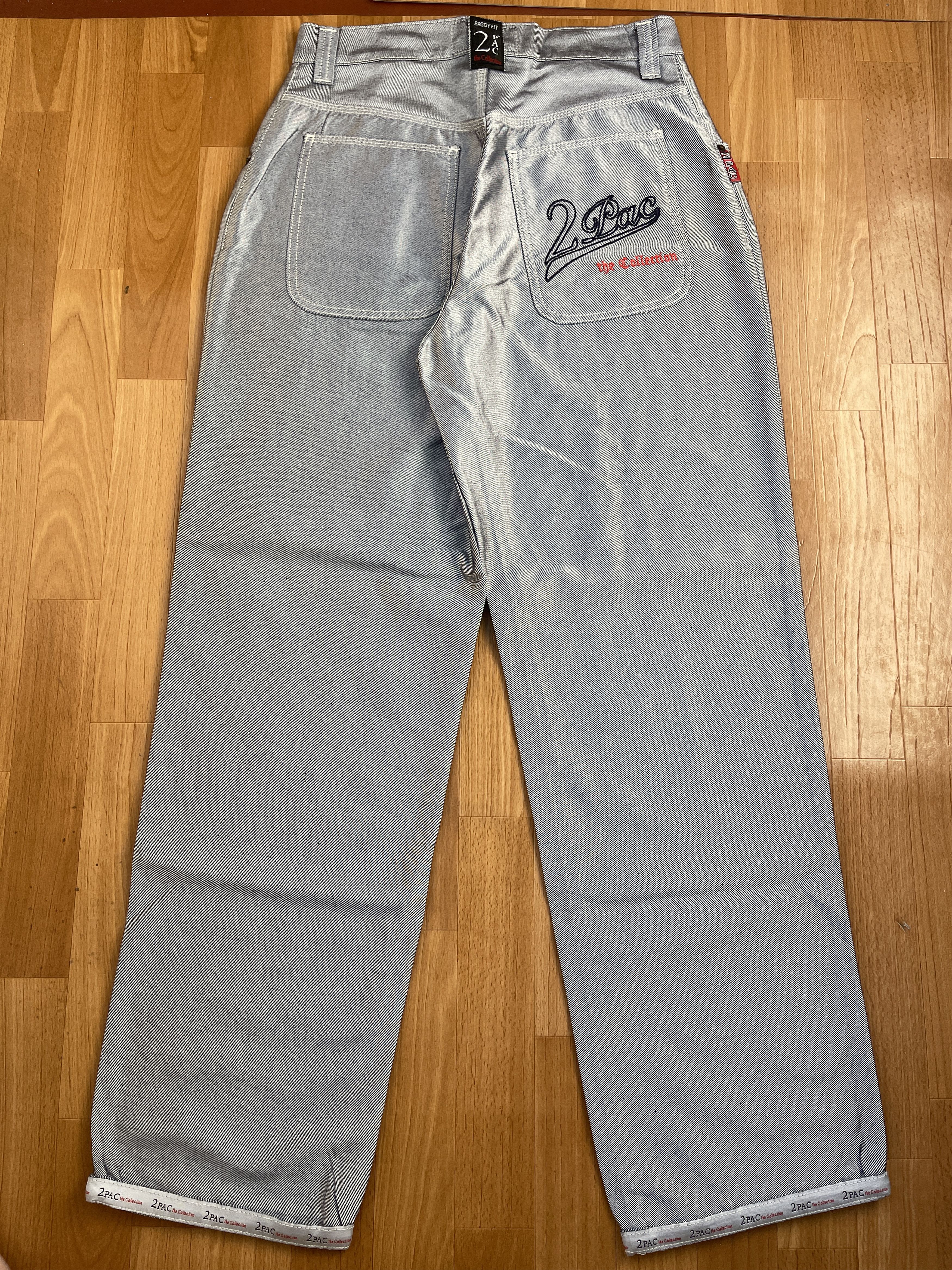 Other 2PAC jeans, shiny, silver metallic vintage baggy Makaveli 32 Size US 32 / EU 48 - 1 Thumbnail