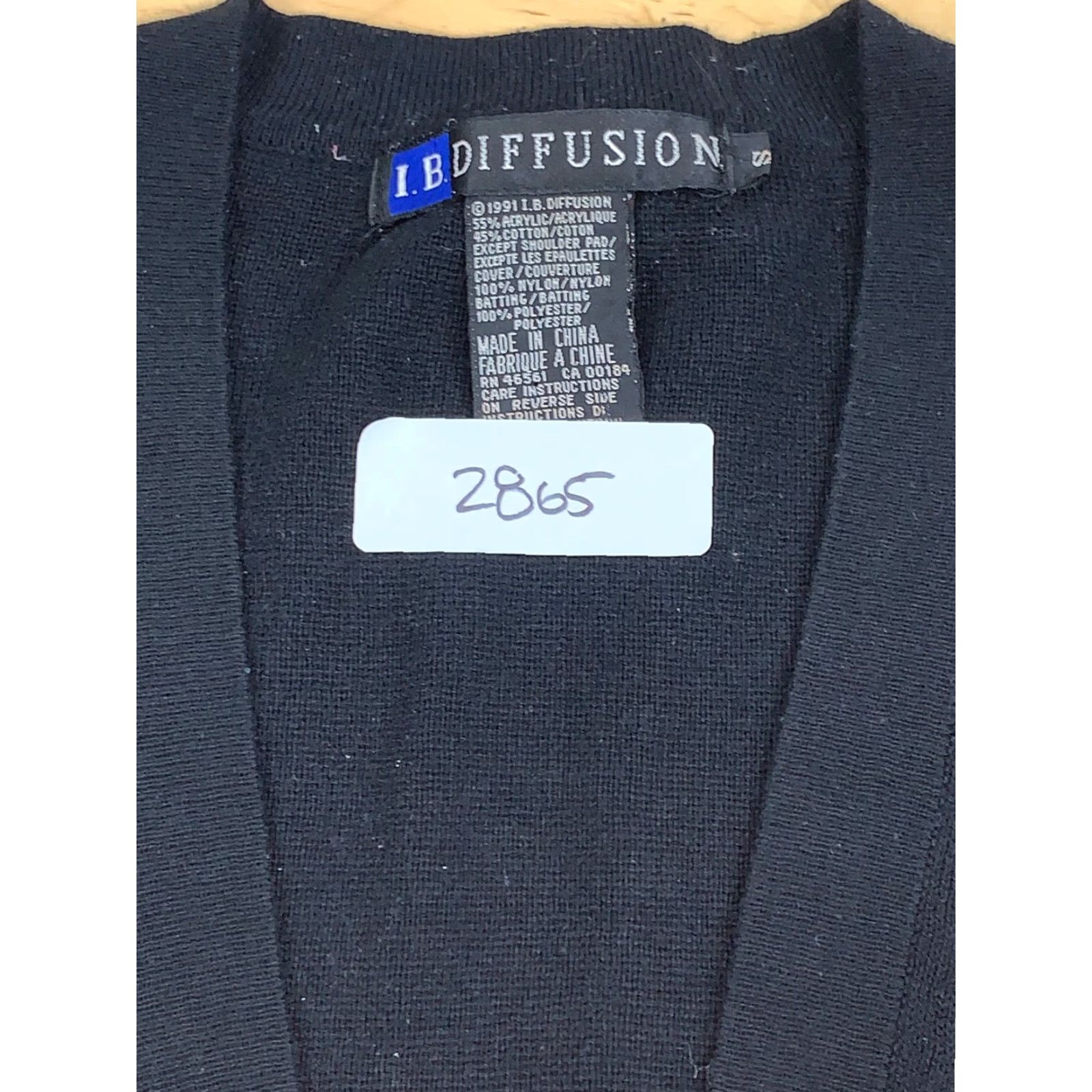 Vintage VINTAGE I.B. Diffusion Cardigan Black S Women Long Sleeve Cotton Ramie Knit Tight-Knit 1991 Sports Sweater Collared Size S / US 4 / IT 40 - 3 Thumbnail