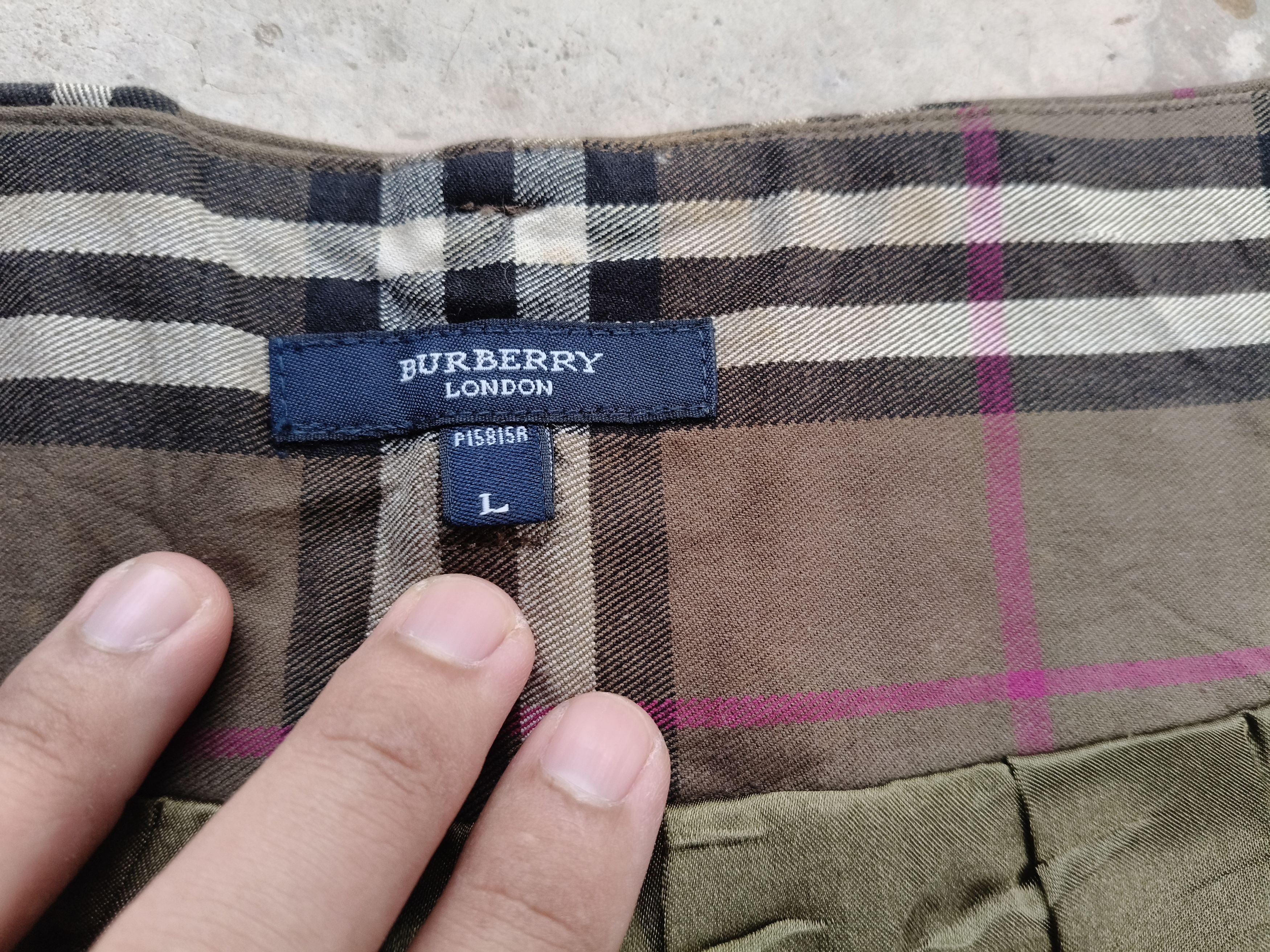 Burberry Burberry Mini Skirt with Pocket Size 31" - 5 Thumbnail