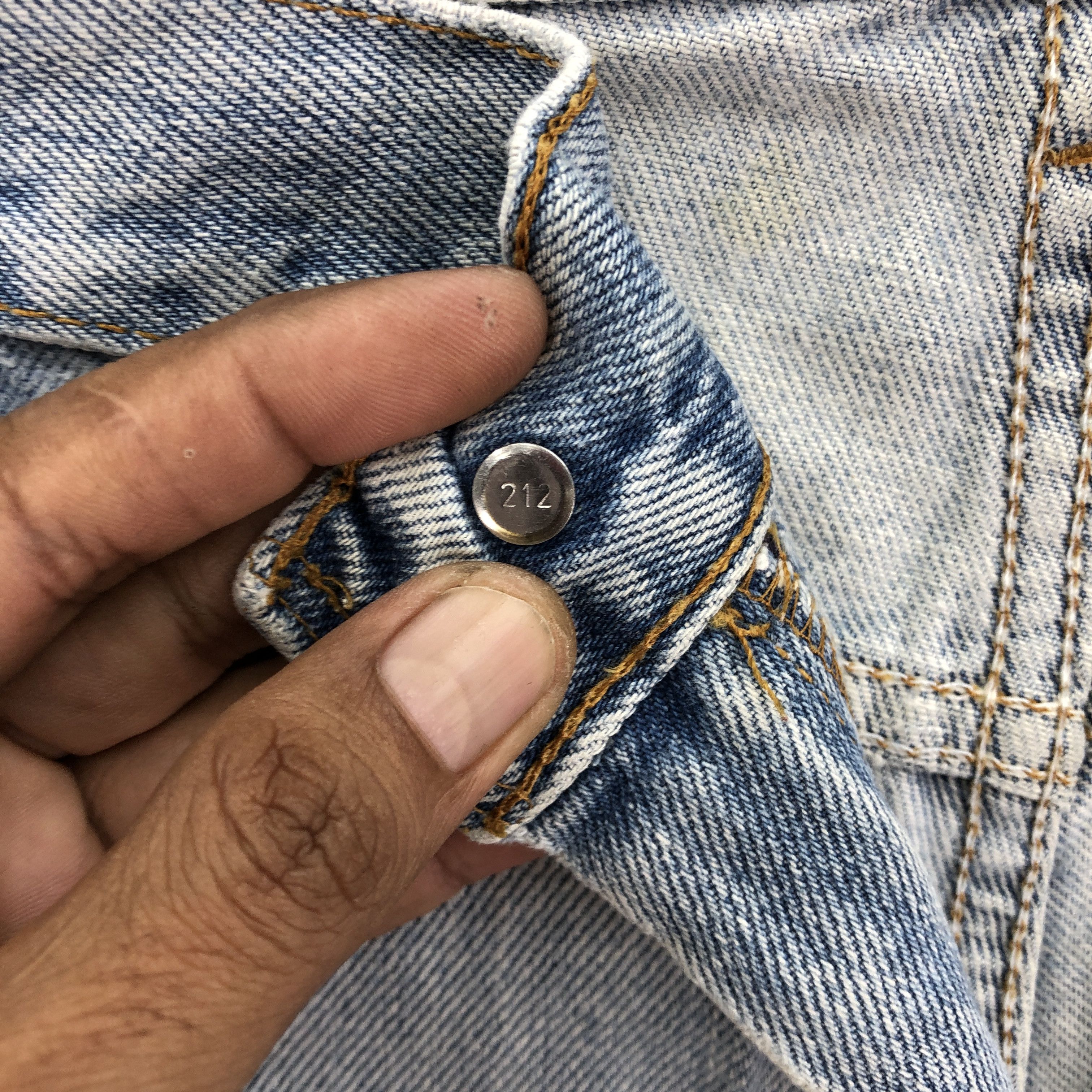 Levi's × Vintage Vintage Levis 560 Light Wash Jeans Distressed Levi's Denim Size US 38 / EU 54 - 7 Thumbnail