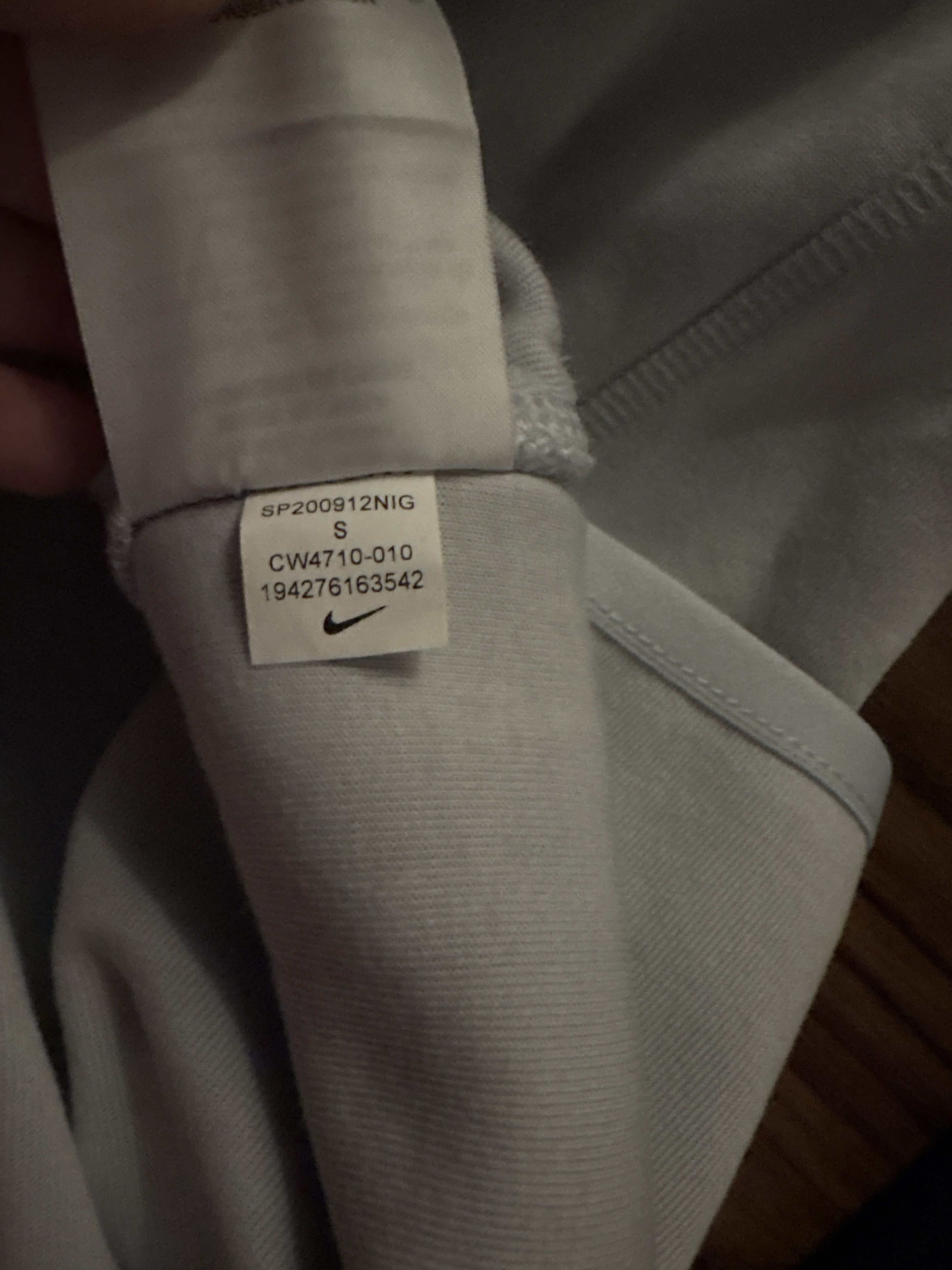 Nike Nike Tech ‘Catching Air’ Size US S / EU 44-46 / 1 - 7 Thumbnail