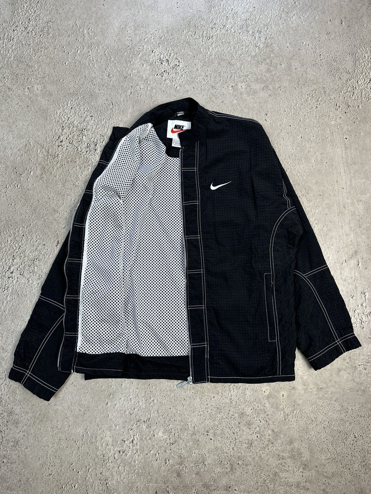 Nike × Vintage Vintage Nike Y2K Nylon Jacket Drill Embroidered Big Logo Size US M / EU 48-50 / 2 - 15 Thumbnail