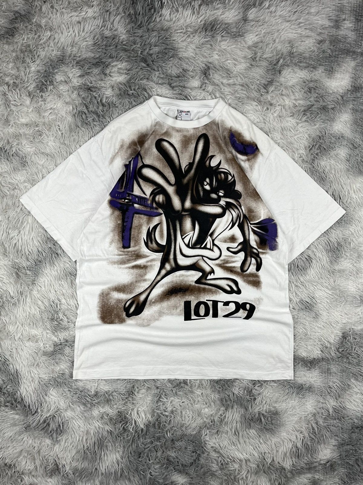 Vintage Vintage Loonytunes Taz Lot29 Air Brush T-shirt Size US XXL / EU 58 / 5 - 1 Thumbnail