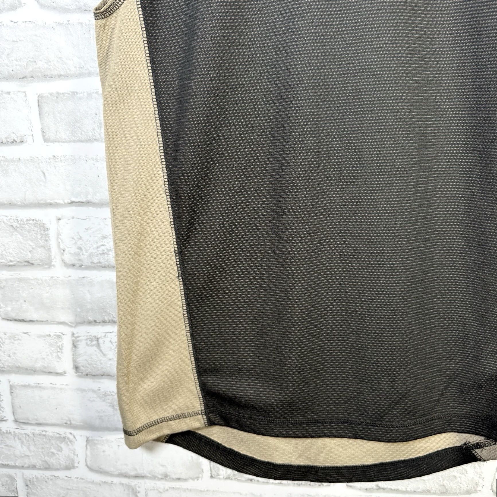 Harley Davidson VINTAGE Harley-Davidson Black Sleeveless T-Shirt Mens S Polyester Motorcycle Shirt 100% Black Motorcycle Theme Mens S Size US S / EU 44-46 / 1 - 3 Thumbnail