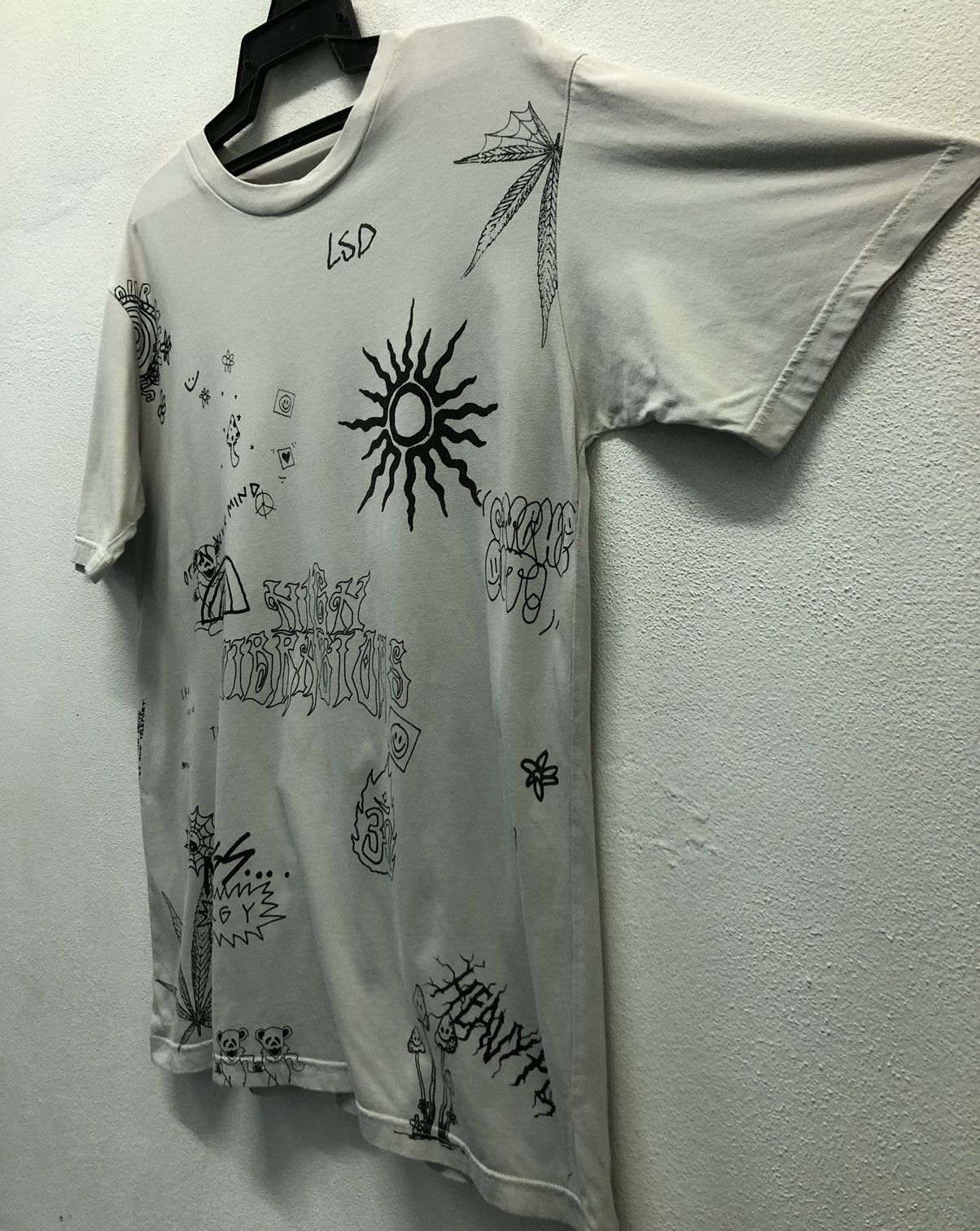 Handmade Inmindseye Damage Control Hand Made In Indonesia T-Shirt Size US S / EU 44-46 / 1 - 4 Thumbnail