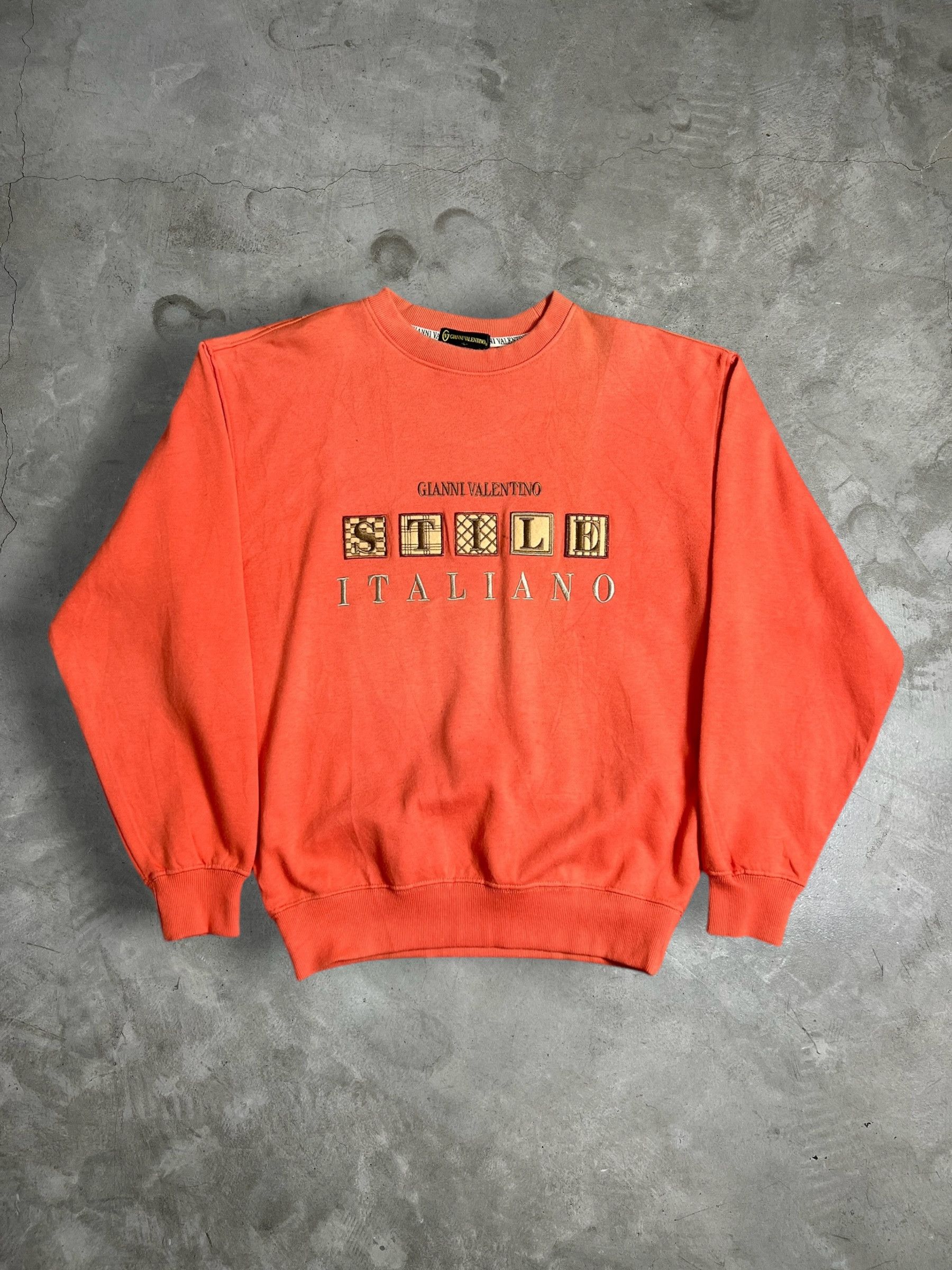 Gianni Valentino Vintage Gianni Valentino Embroidery Sweatshirt (L) JK738 Size US L / EU 52-54 / 3 - 1 Thumbnail