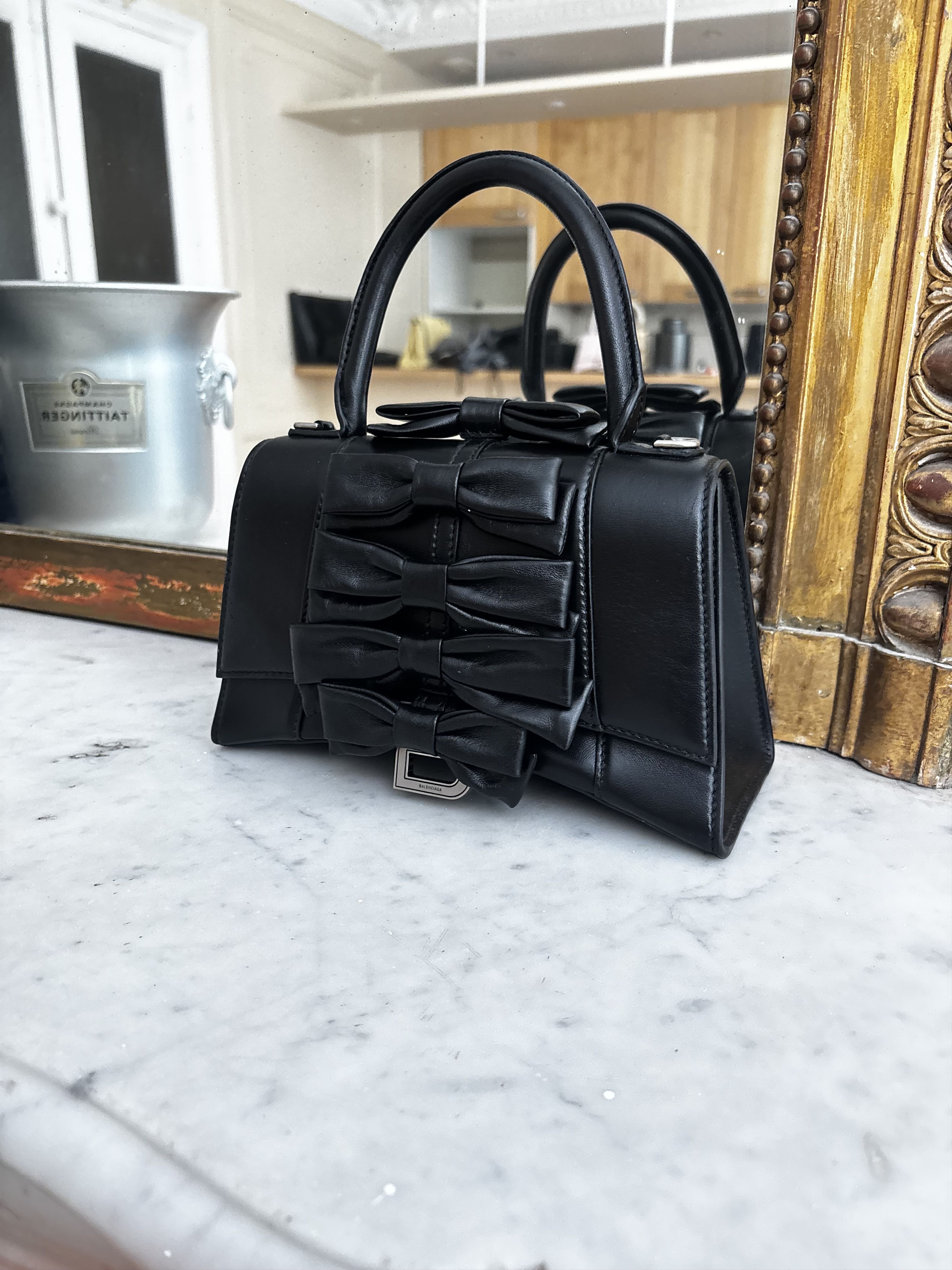 Balenciaga Balenciaga Hourglass S Bow - Bag Ultra Rare Size ONE SIZE - 1 Thumbnail