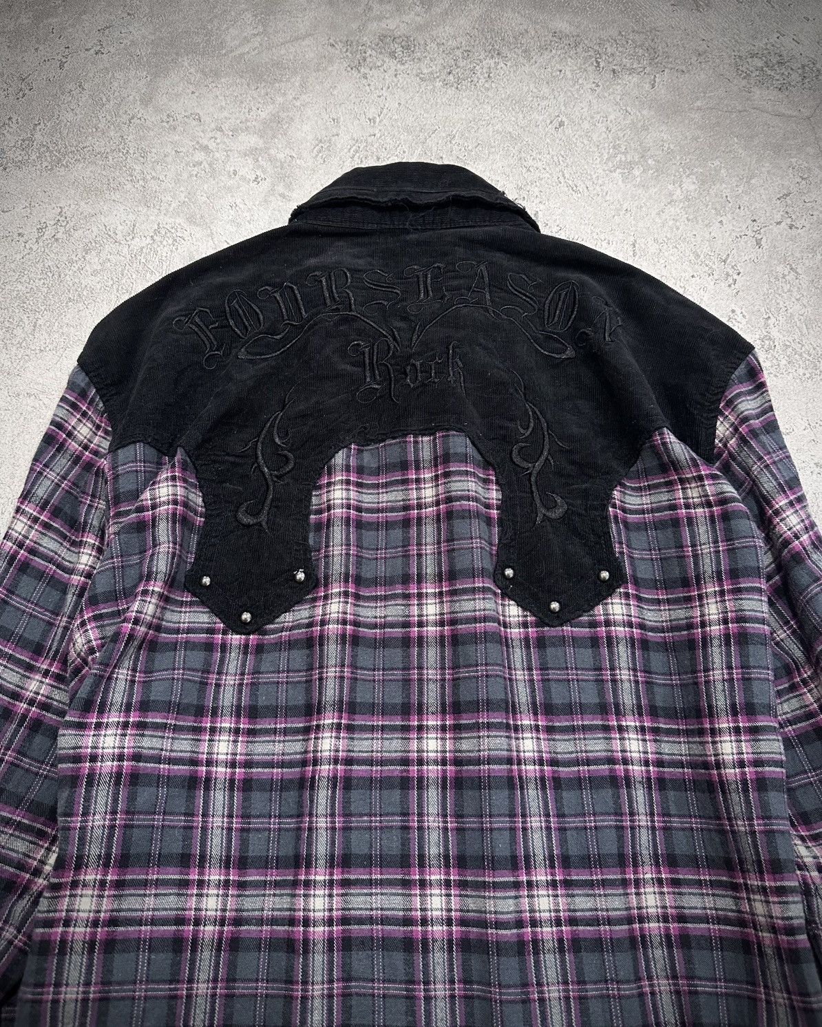 Japanese Brand Vkei In The Attic Studded Flannel Shirt Size US M / EU 48-50 / 2 - 6 Thumbnail